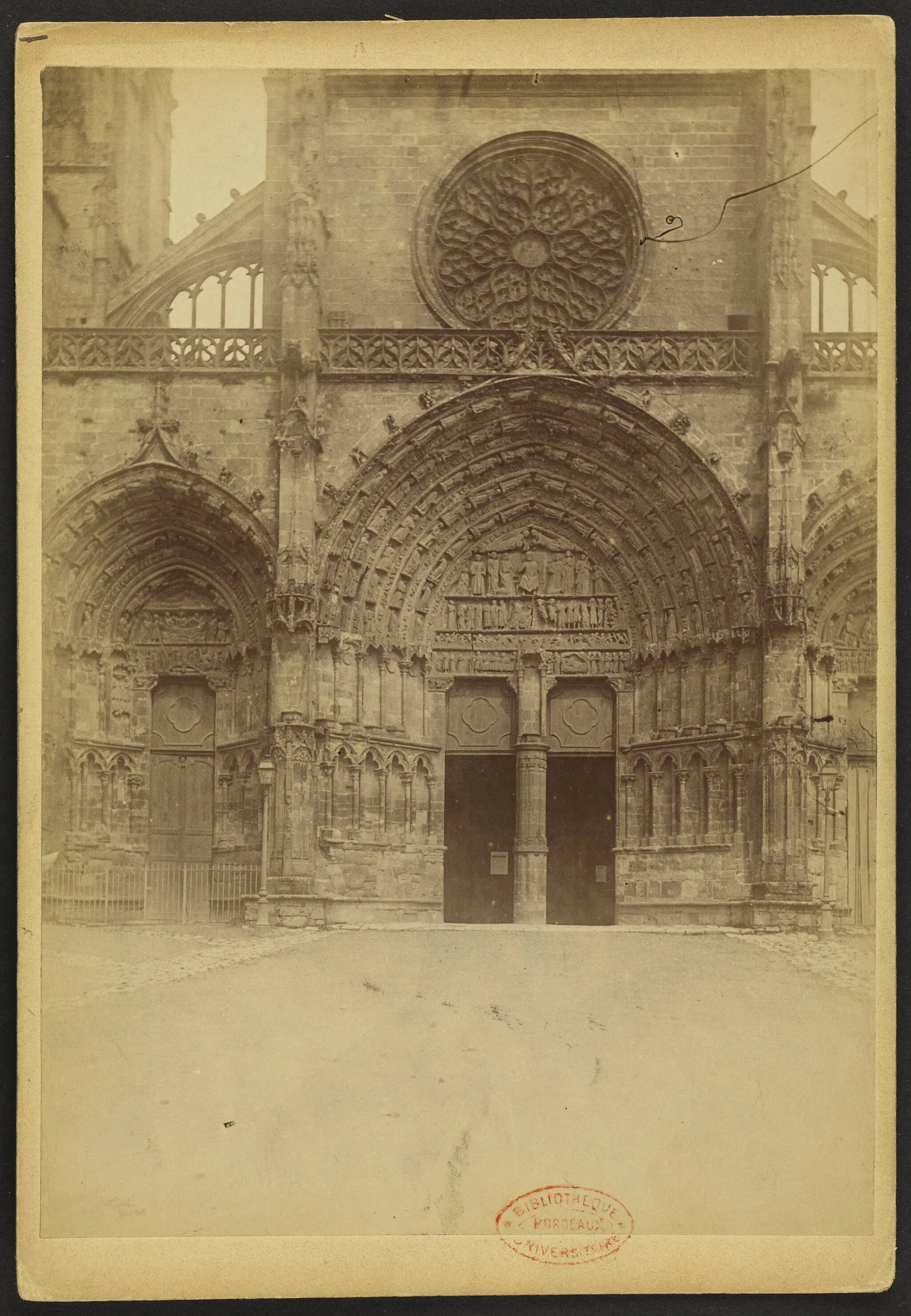 Photo showing: Cathédrale Saint-Jean-Baptiste de Bazas; Portail occidental