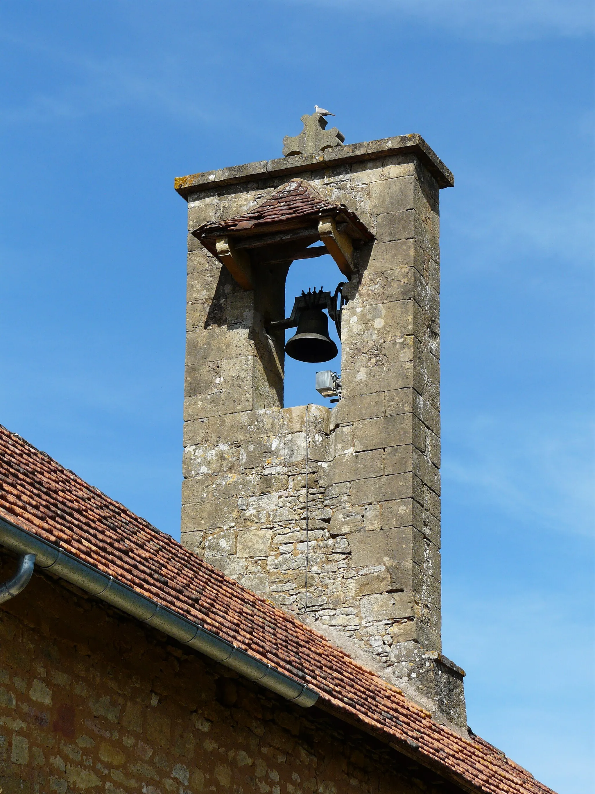 Photo showing: Le clocher de l'église Saint-Laurent de Marcillac, Marcillac-Saint-Quentin, Dordogne, France.