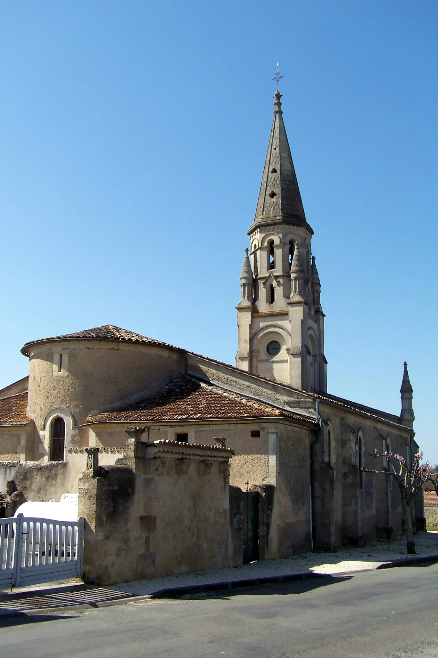 Photo showing: Church Saint-Martin of Bommes (Gironde, France)