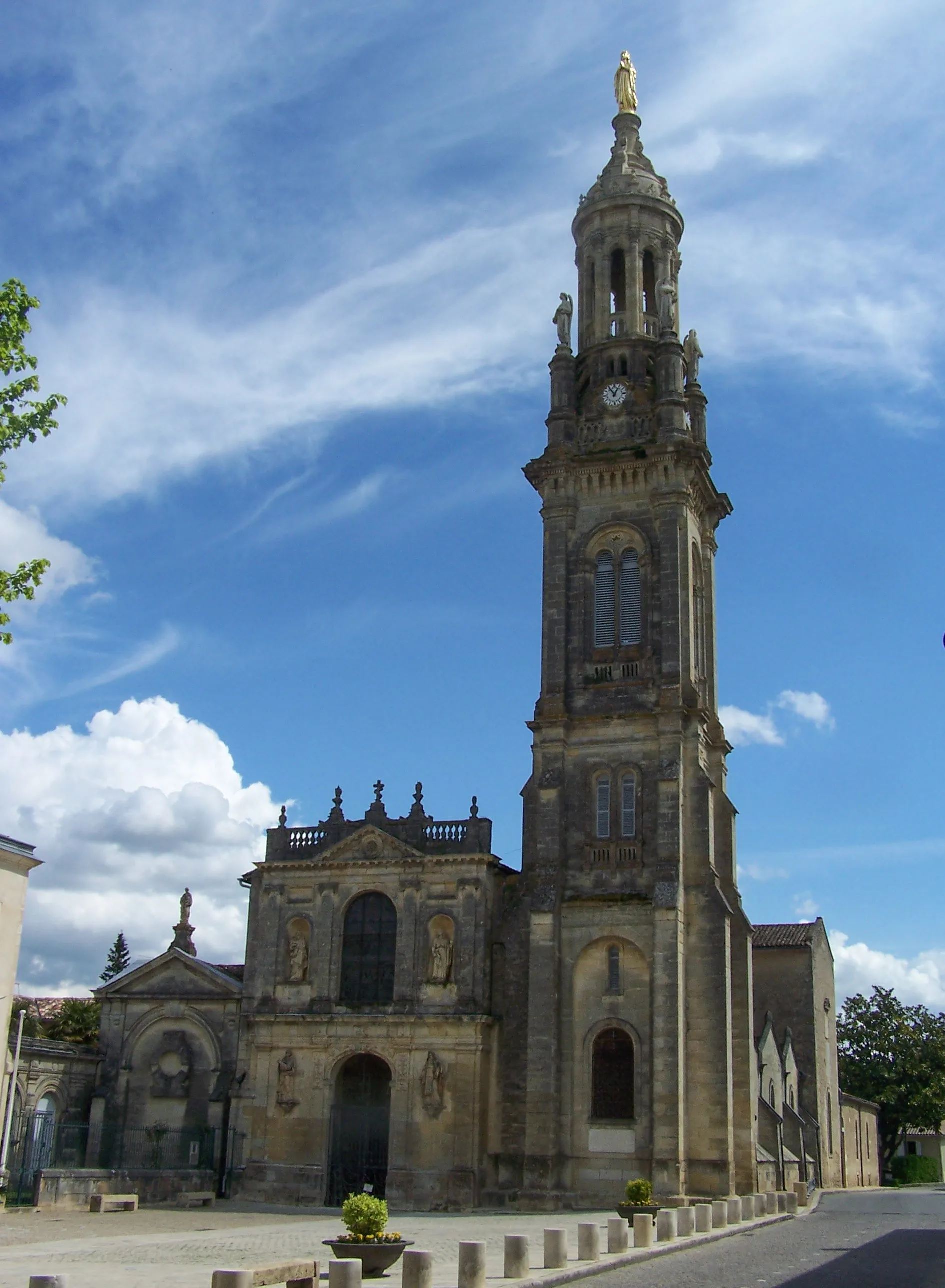 Photo showing: Basilique Notre Dame de Verdelais (Gironde, France)