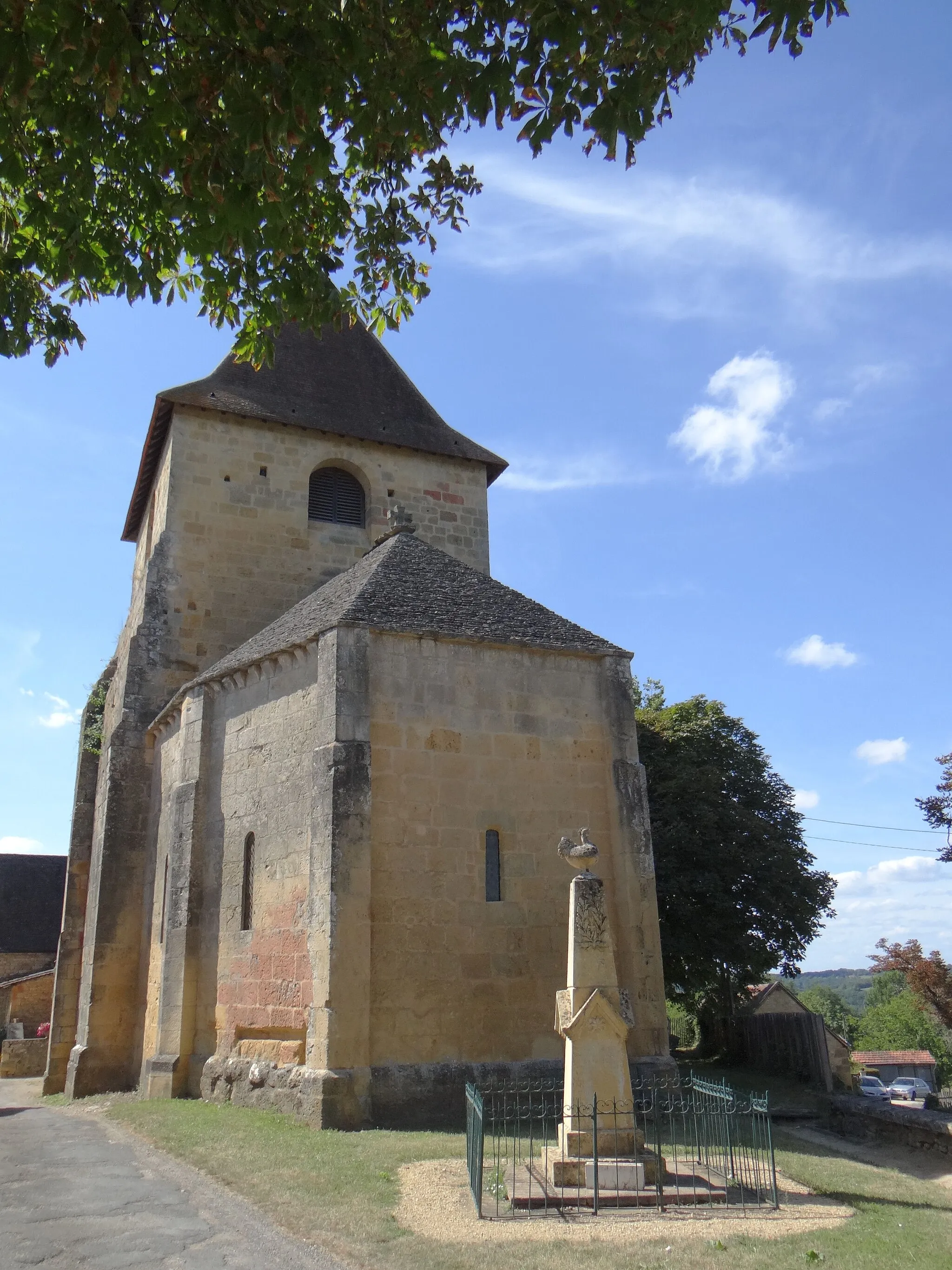 Photo showing: Église Saint-Marcel de Sireuil - Chevet