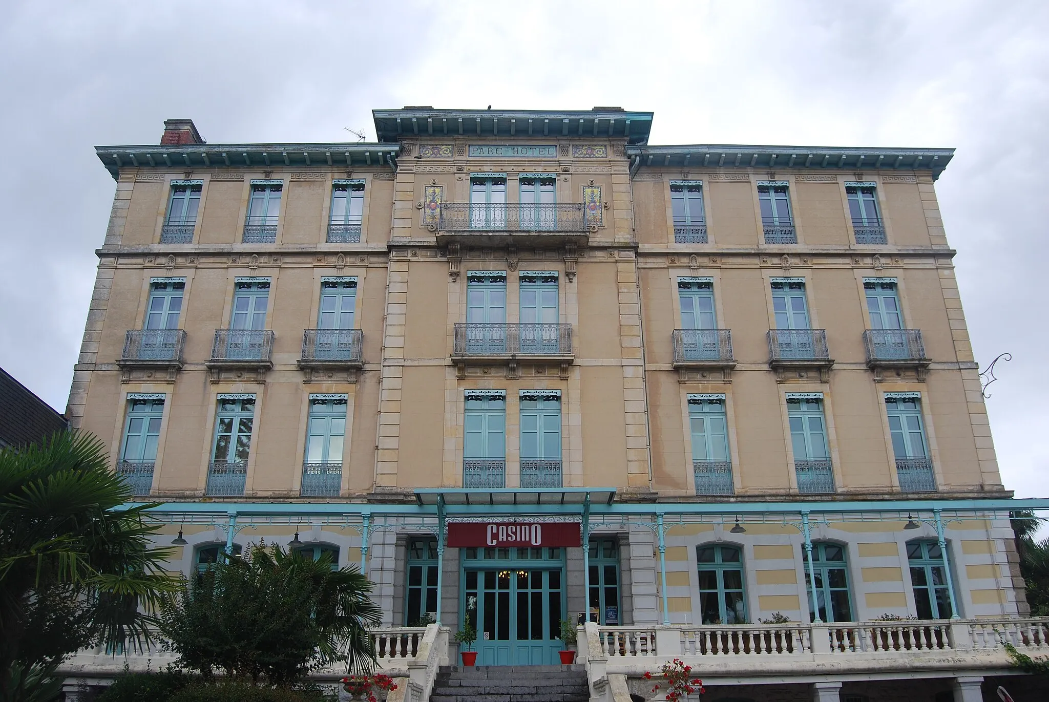 Photo showing: Hôtel du Parc à Salies-de-Béarn.