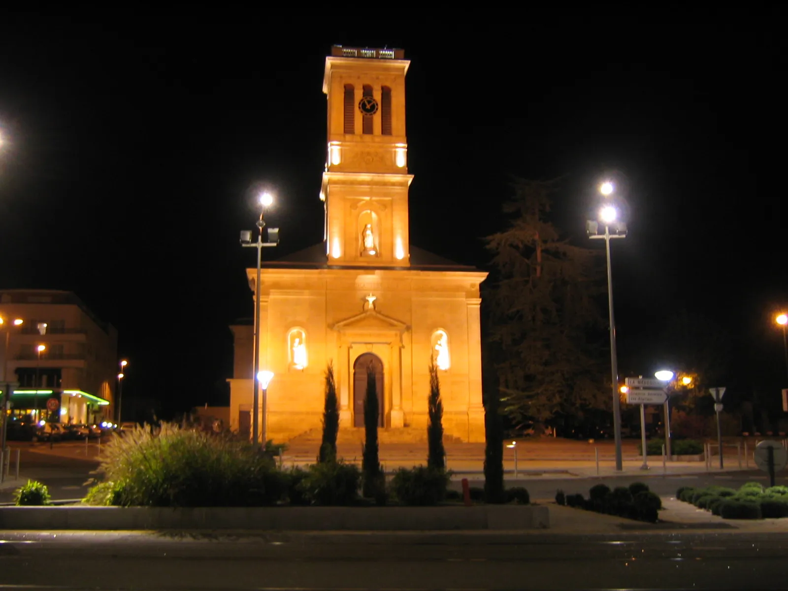 Photo showing: Église de Talence illuminée