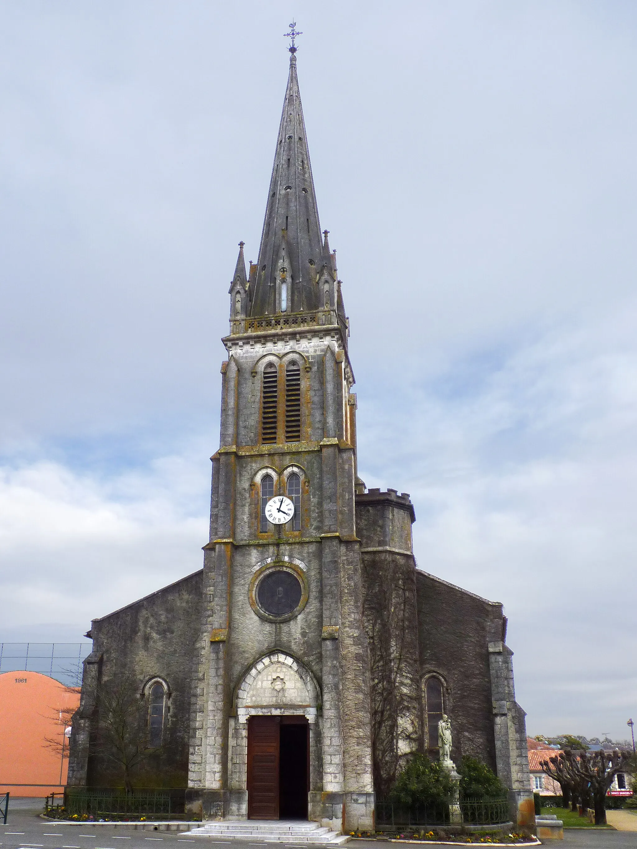 Photo showing: Eglise de Pouillon