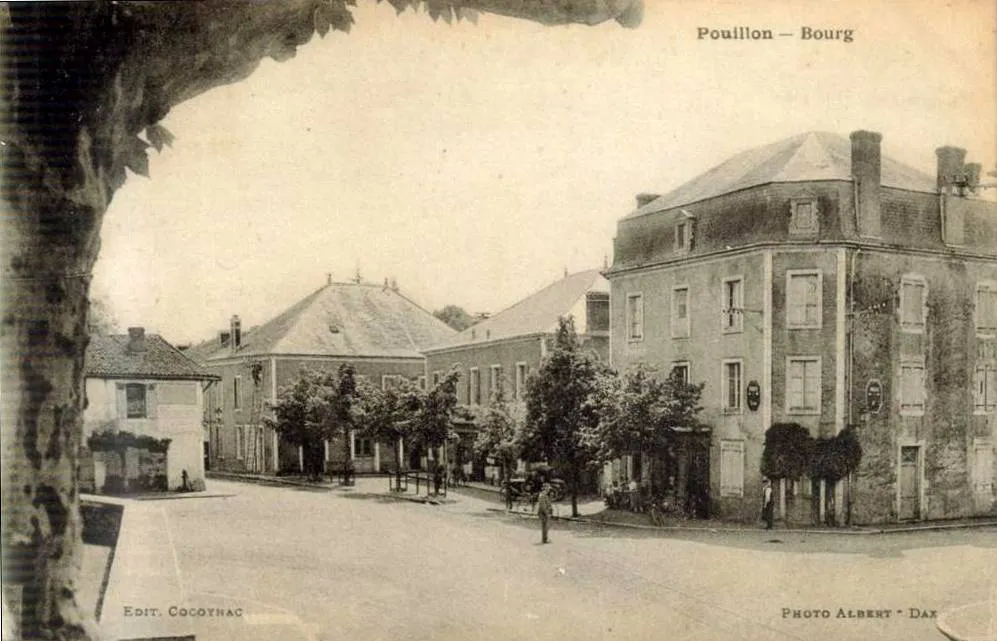Photo showing: Pouillon (Landes) – Bourg