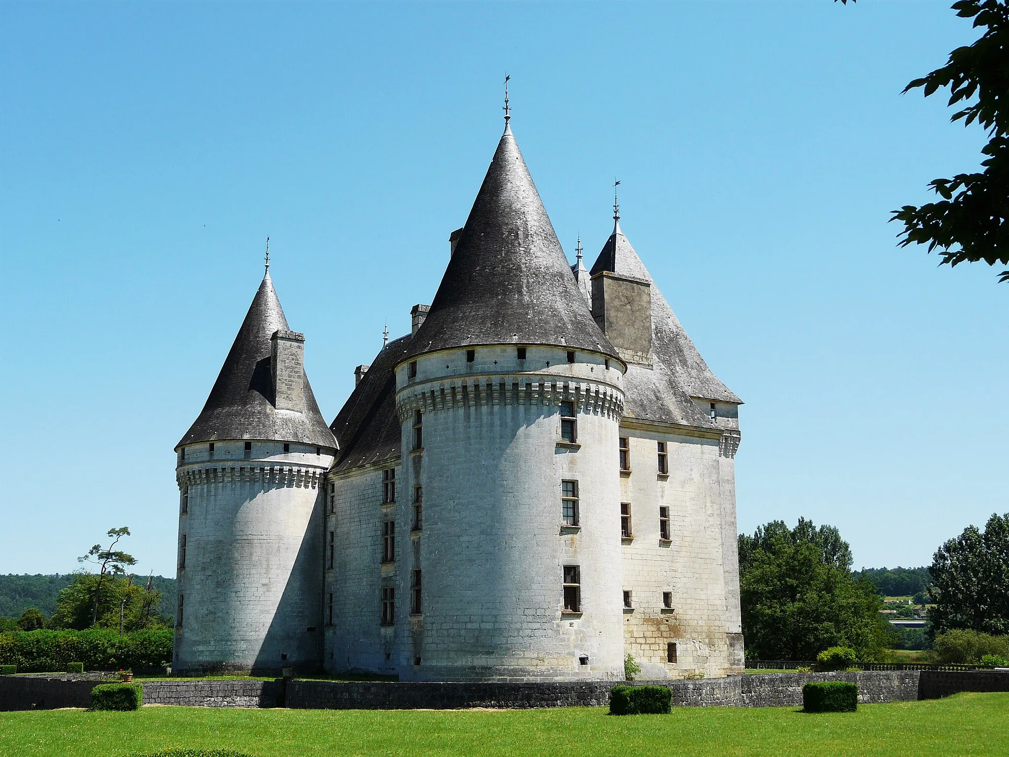 Photo showing: Le château des Bories vu depuis le nord-ouest, Antonne-et-Trigonant, Dordogne, France