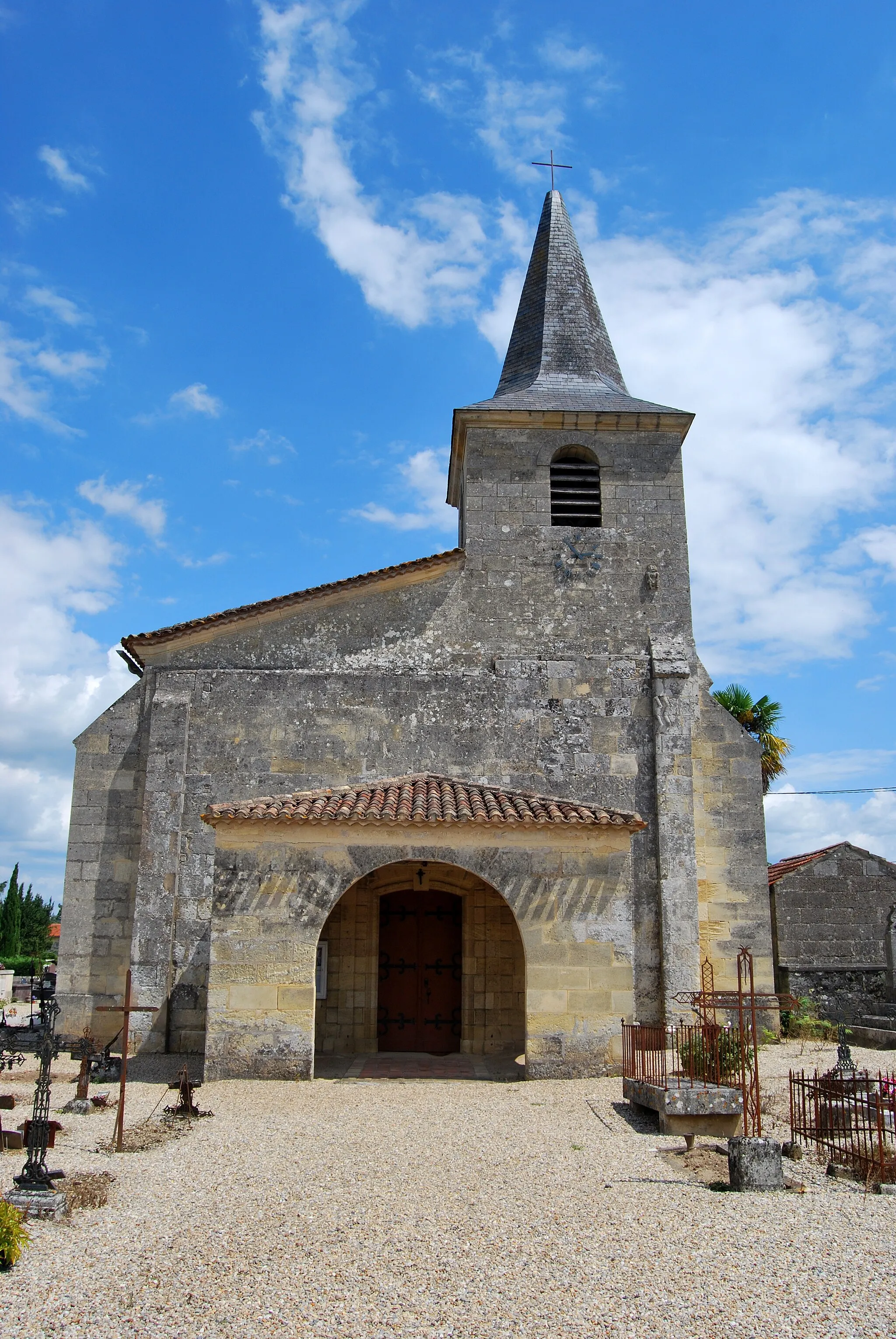 Photo showing: Église Saint-Pierre-aux-Liens de Saint-Pey-d'Armens