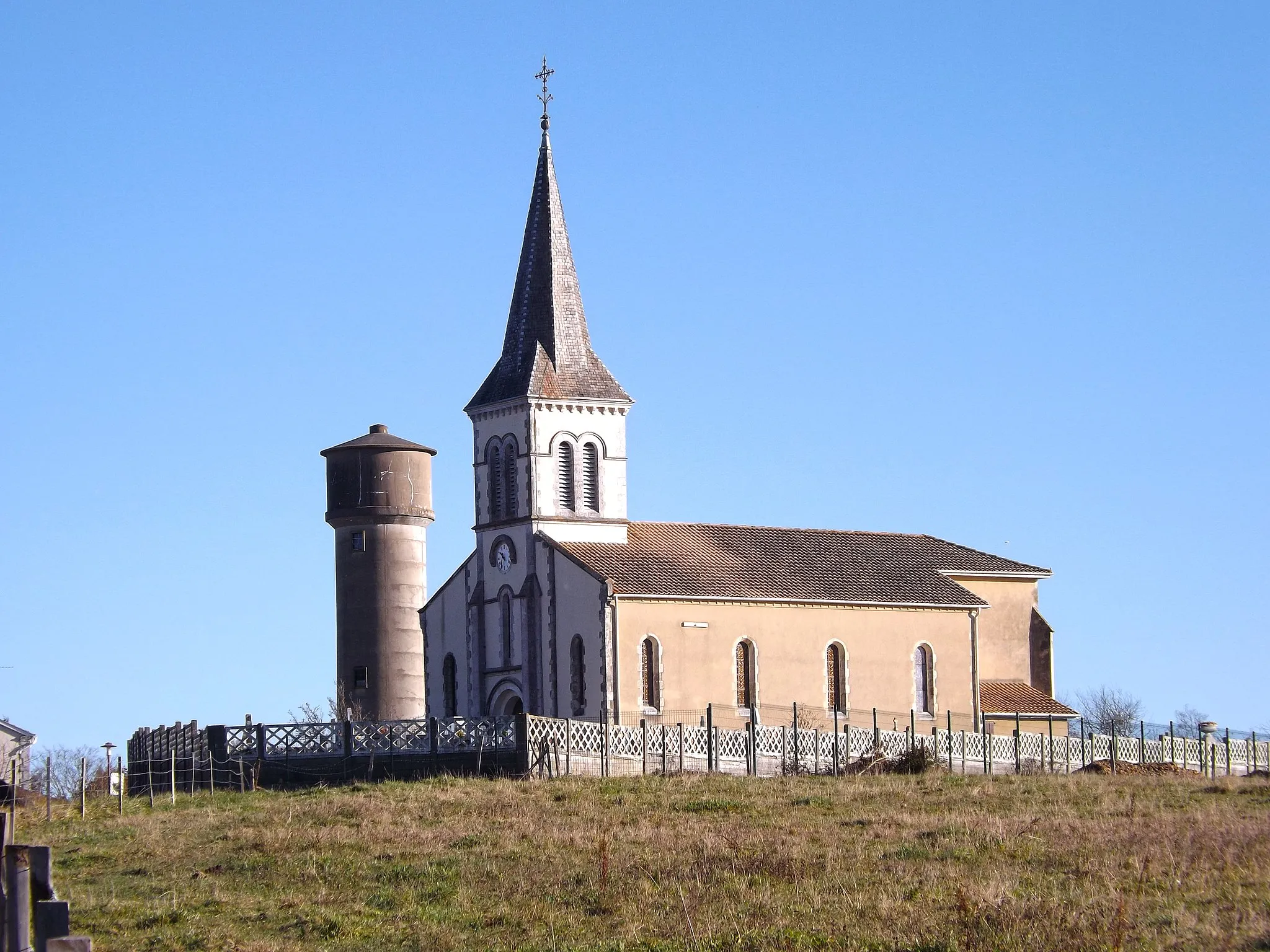 Photo showing: Eglise de Castaignos-Souslens, Landes, France