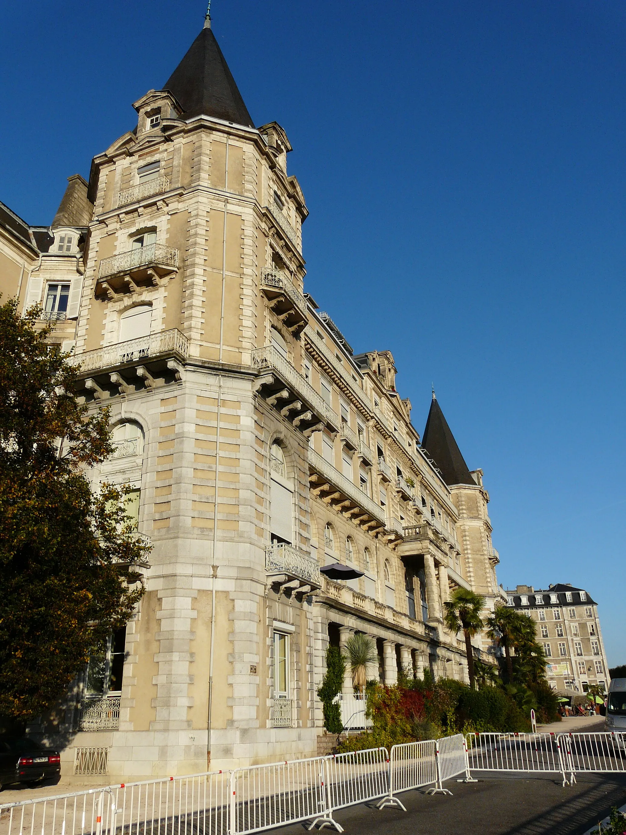 Photo showing: L'ancien hôtel de Gassion, boulevard des Pyrénées, Pau, Pyrénées-Atlantiques, France.
