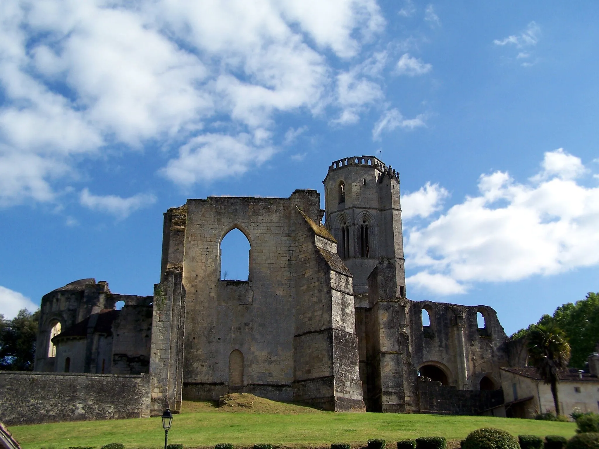 Photo showing: Abbey of La Sauve Majeure in La Sauve (Gironde, France)