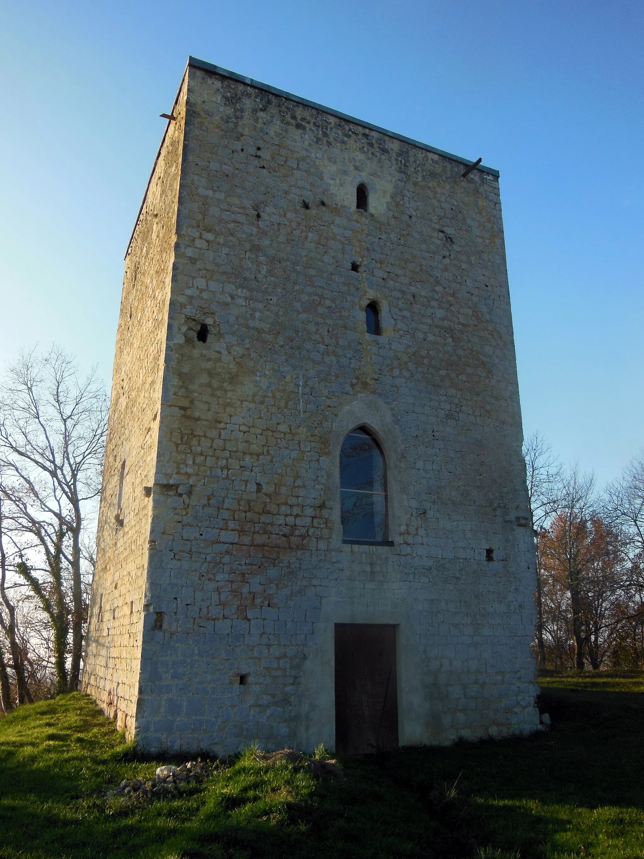 Photo showing: Tour de Poyaller à Sait-Aubin (Landes, France)