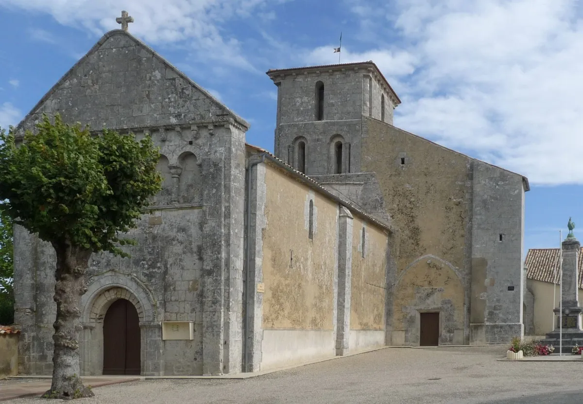 Photo showing: église de Semoussac, Charente-Maritime, France