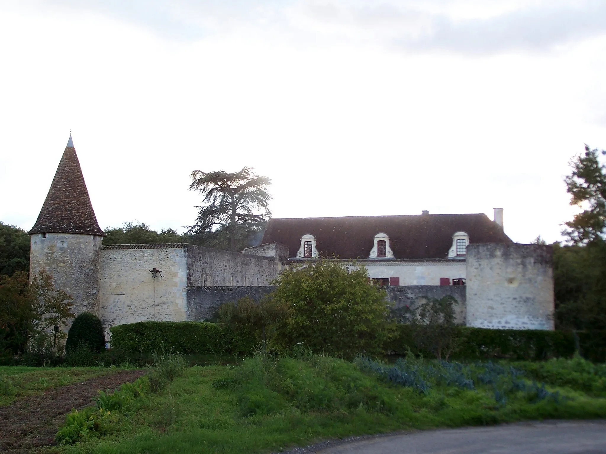 Photo showing: Castle of Arpaillan in Naujan-et-Postiac (Gironde, France)