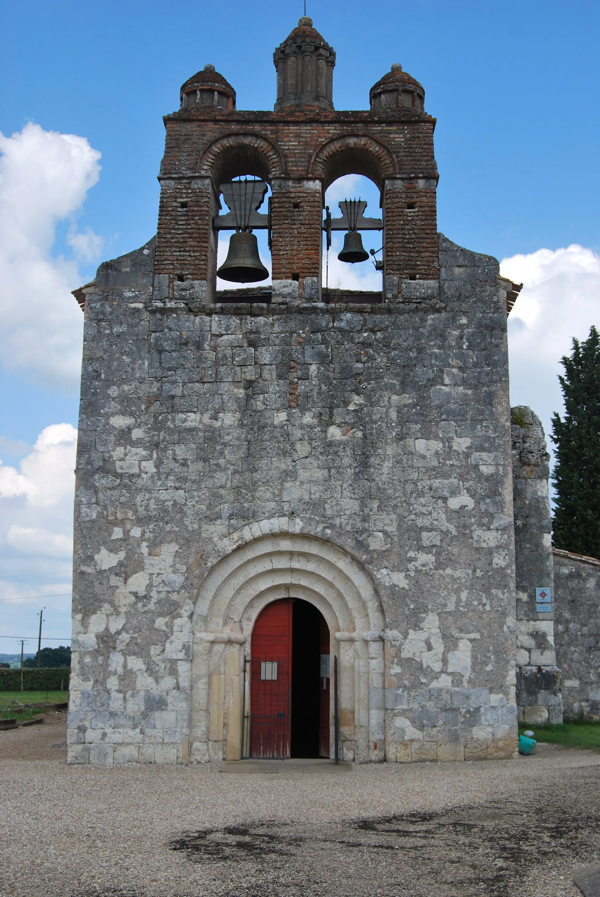 Photo showing: Église Saint-Vincent de Pessac-sur-Dordogne