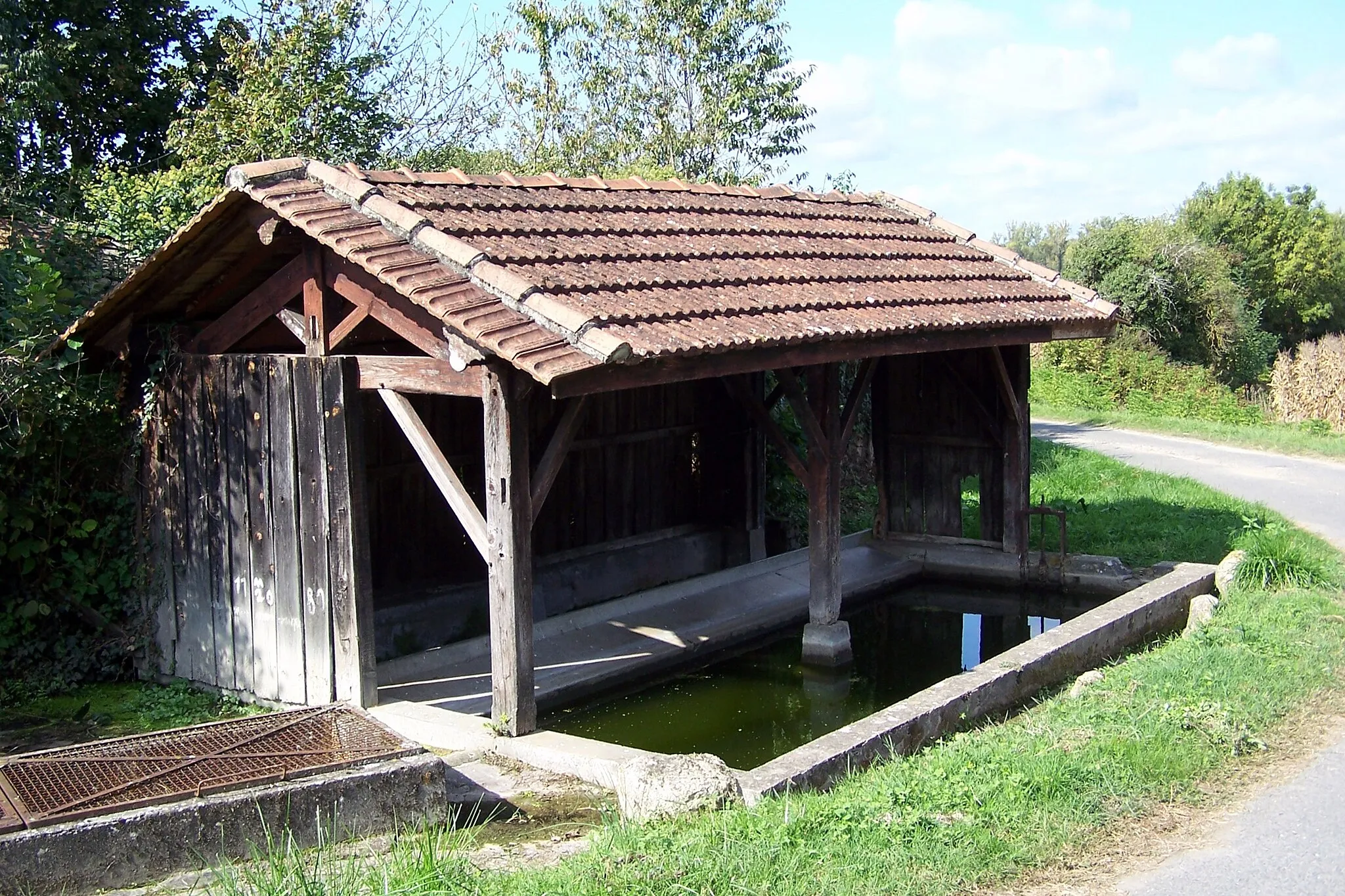 Photo showing: Wash house in Saint-Pierre-de-Mons (Gironde, France)