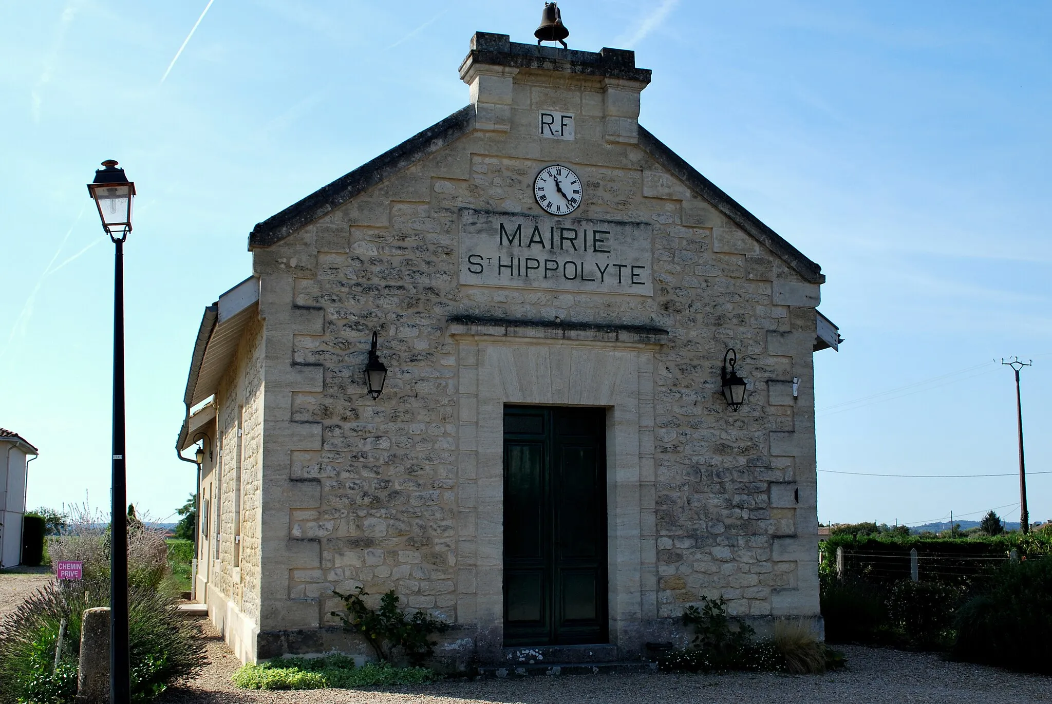 Photo showing: Saint-Hippolyte (Gironde) Mairie