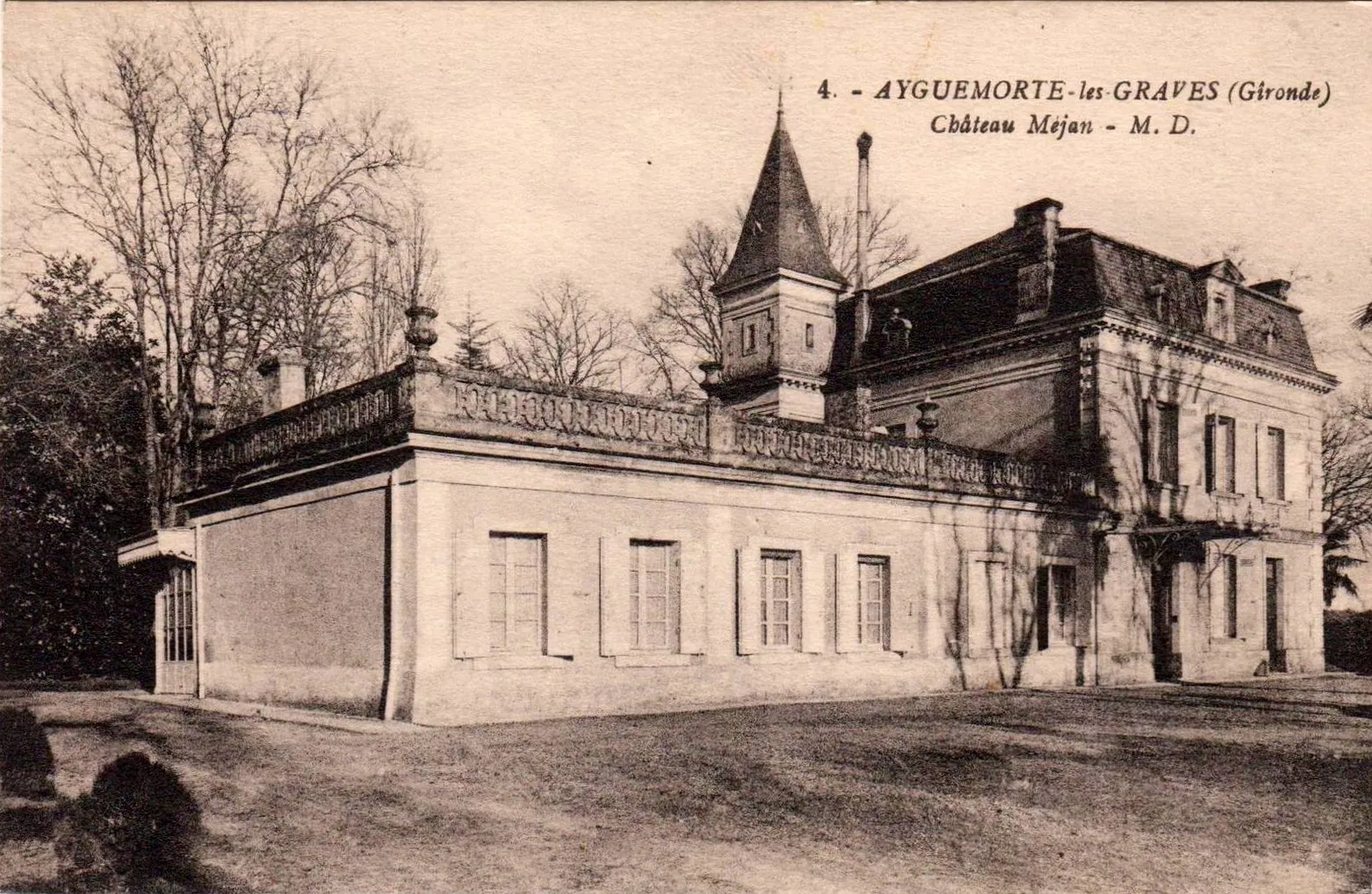 Photo showing: Ayguemorte-les-Graves - château Méjan