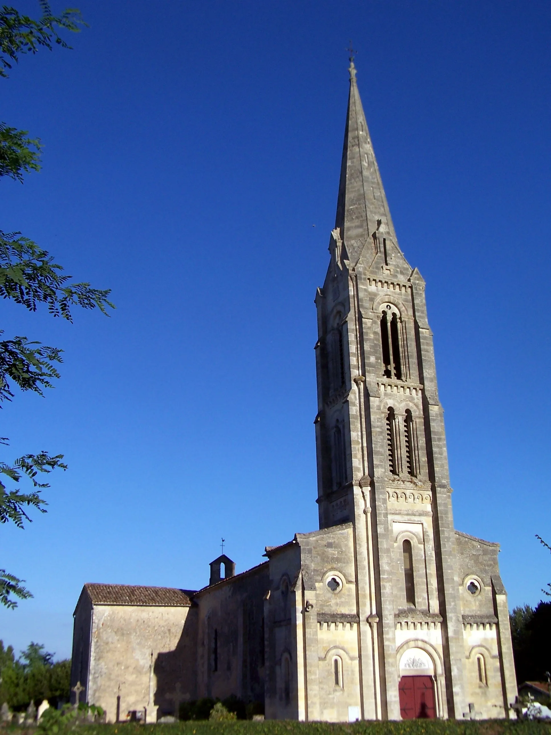 Photo showing: Saint Peter church of Saucats (Gironde, France)