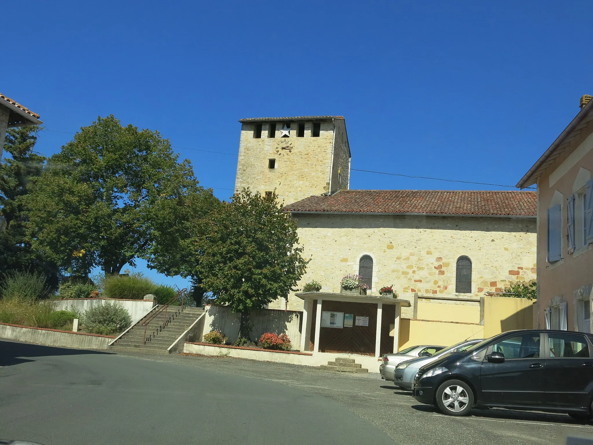 Photo showing: Church Saint-Saturnin in Pey (Landes, France).