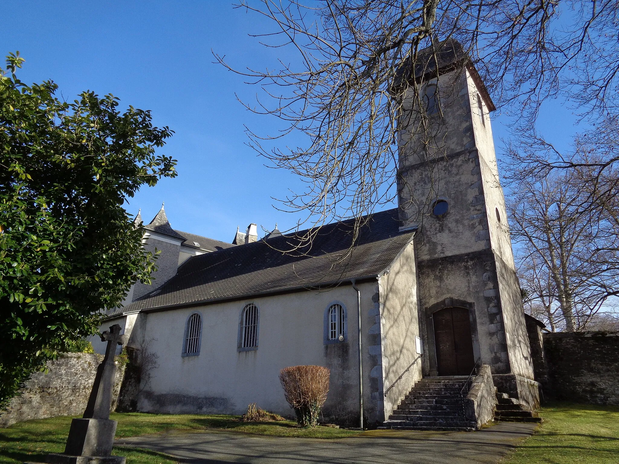 Photo showing: Eglise Saint-Pierre (1ère moitié du XVIIe)