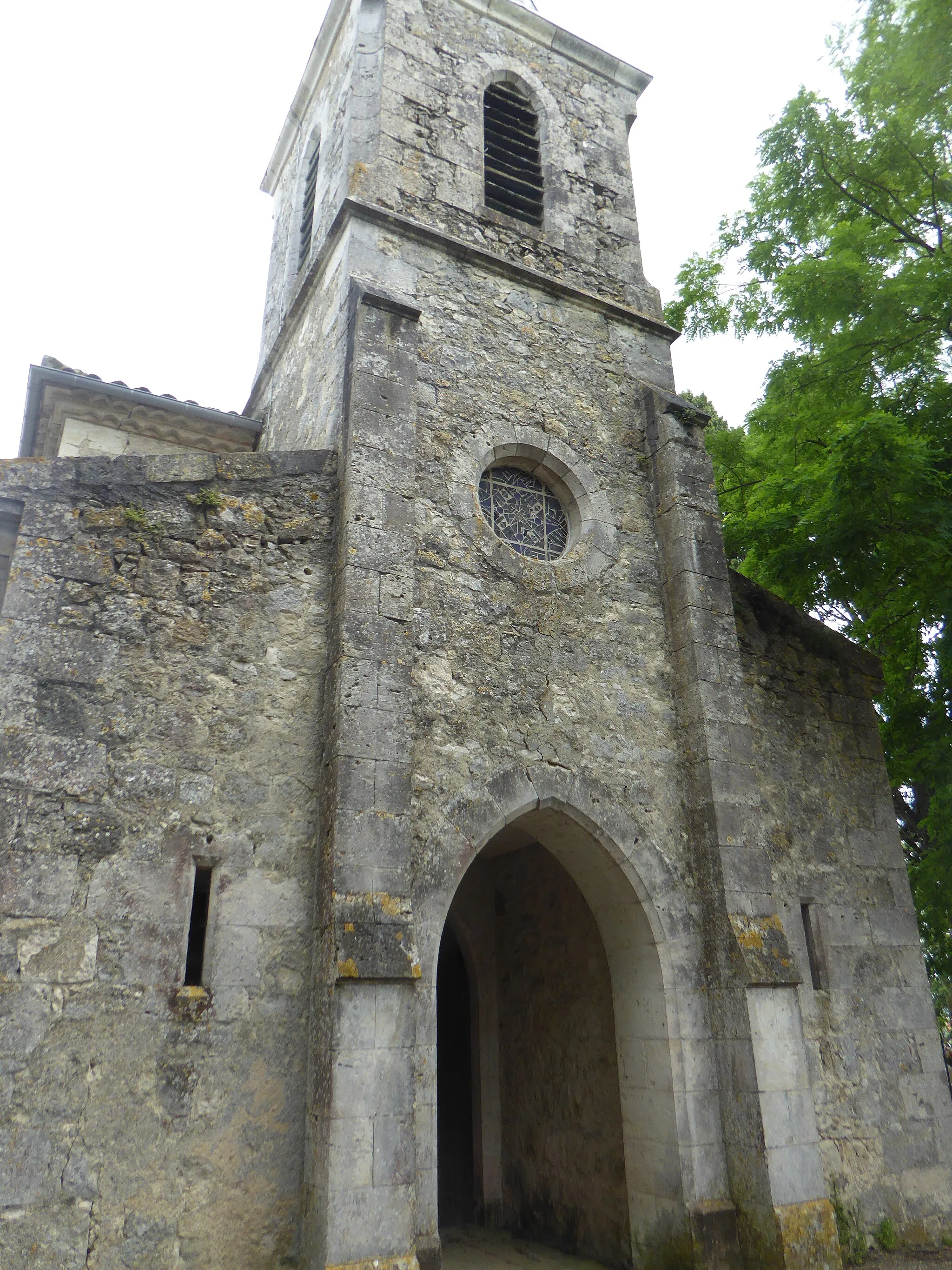 Photo showing: Église Saint-Abdon-et-Saint-Sennen de Larroque-Engalin