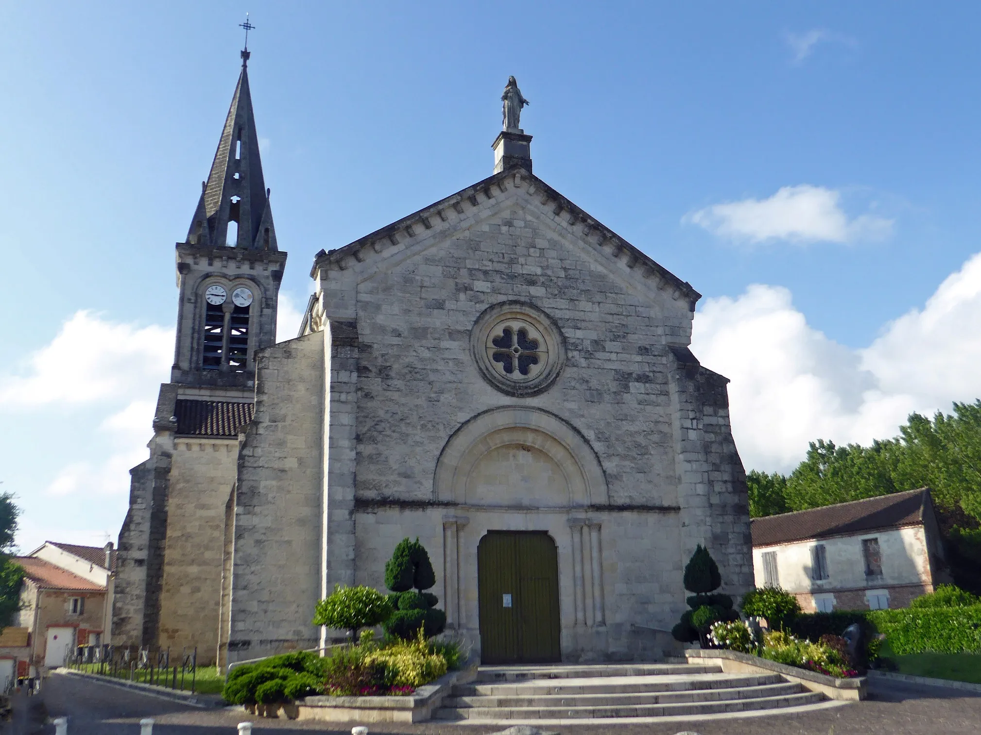 Photo showing: Église Saint-Louis de Golfech