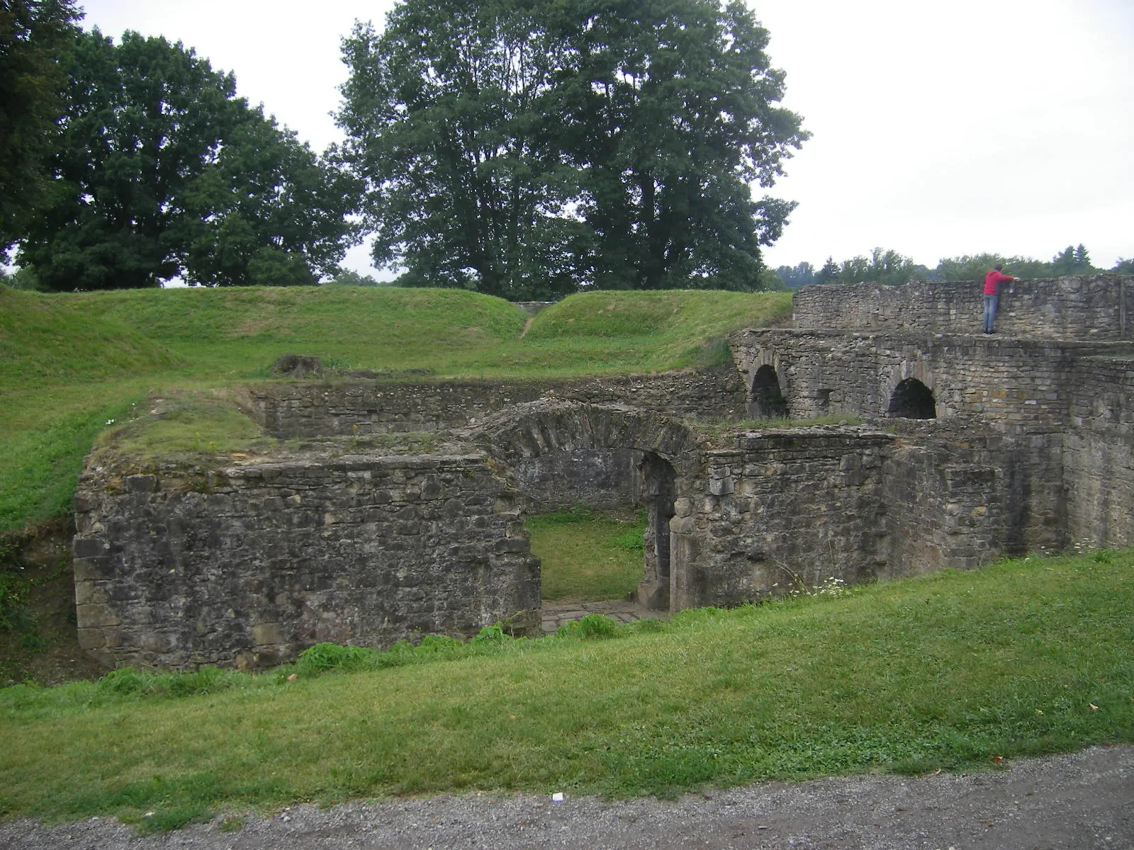 Photo showing: Navarrenx fortifications