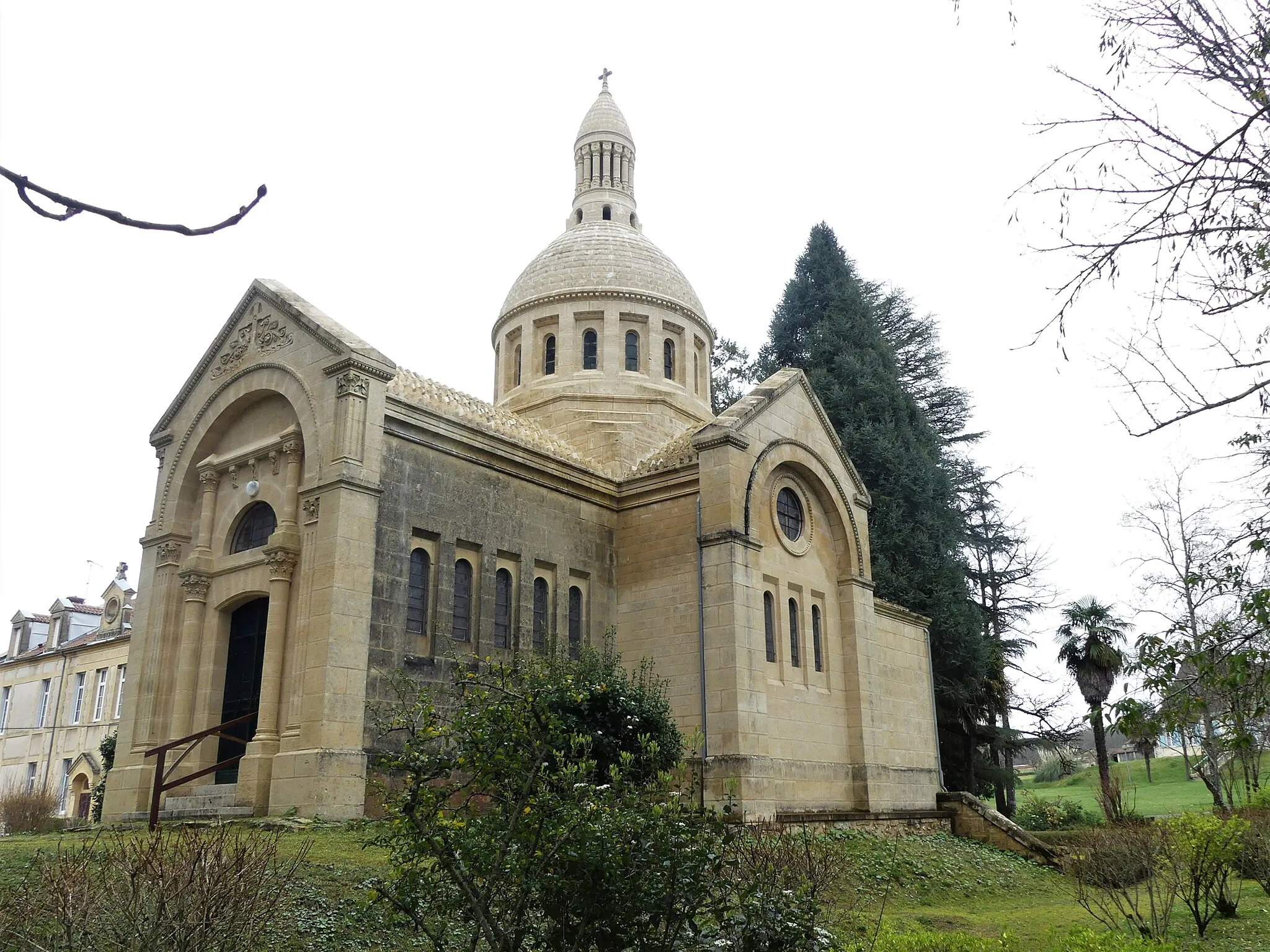 Photo showing: La chapelle de Lapeyrouse, Saint-Félix-de-Villadeix, Dordogne, France.