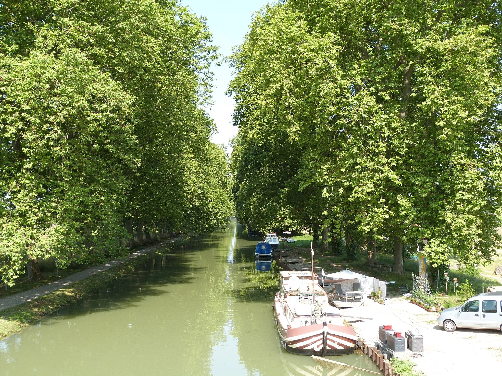 Photo showing: Le canal latéral à la Garonne à Malause