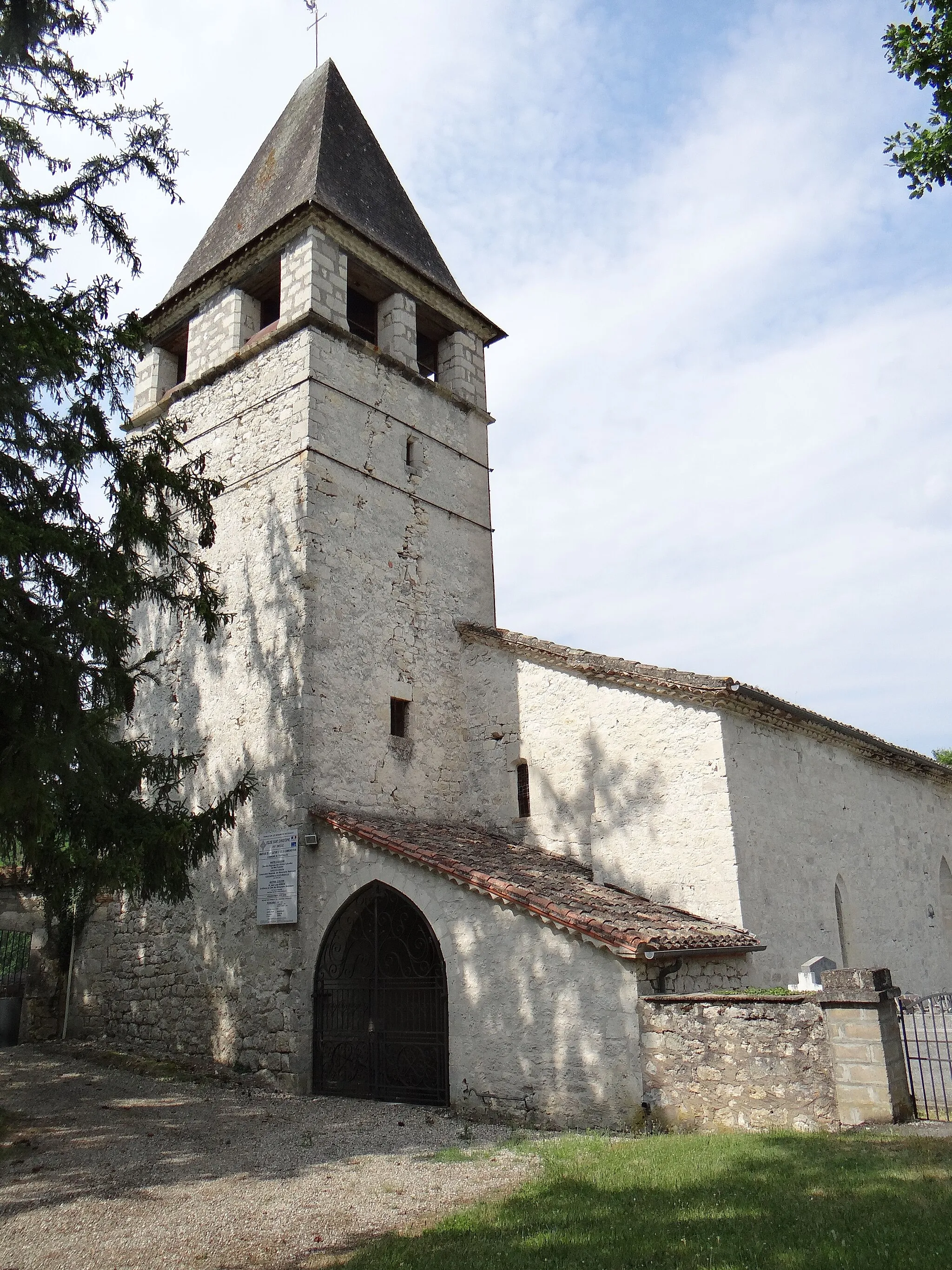 Photo showing: Touffailles - Église Saint-Christophe - Clocher