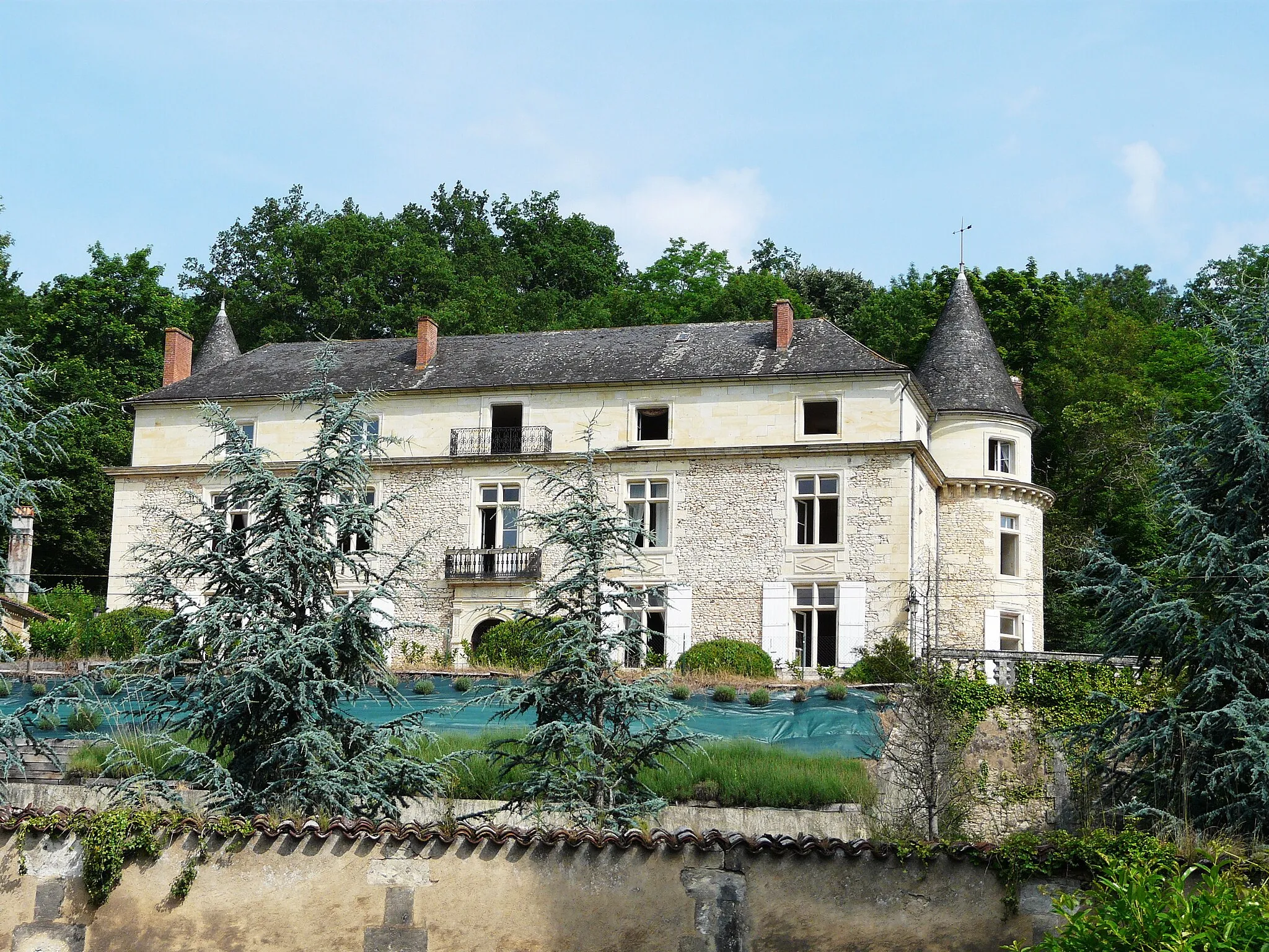 Photo showing: Château de Siorac à Annesse-et-Beaulieu, Dordogne, France