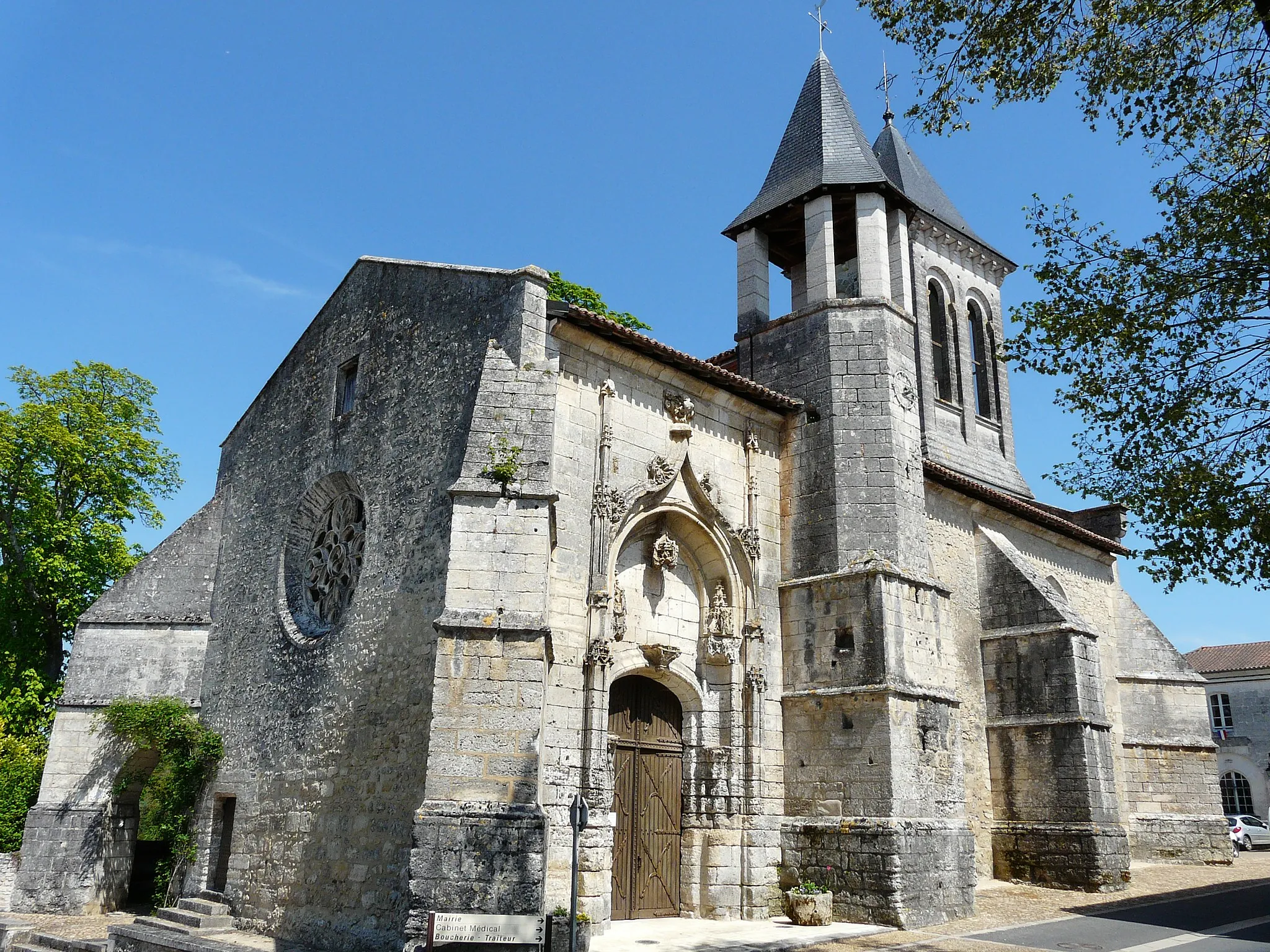 Photo showing: L'église Saint-Christophe, Champagnac-de-Belair, Dordogne, France