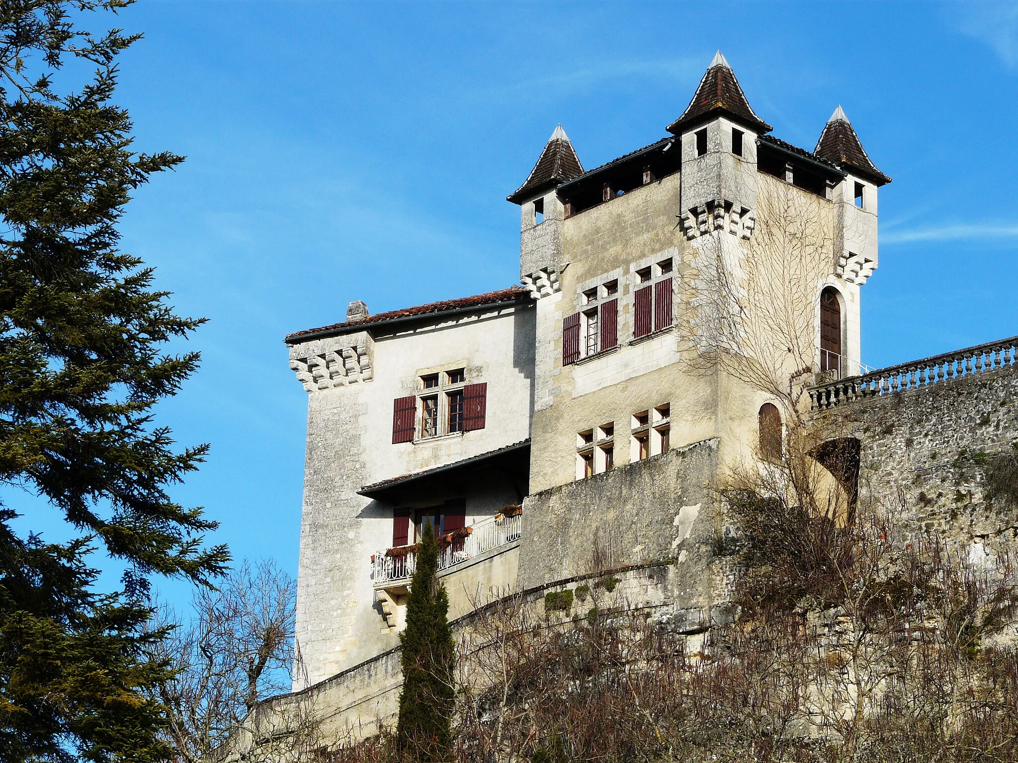 Photo showing: Le château de Condat, Condat-sur-Trincou, Dordogne, France