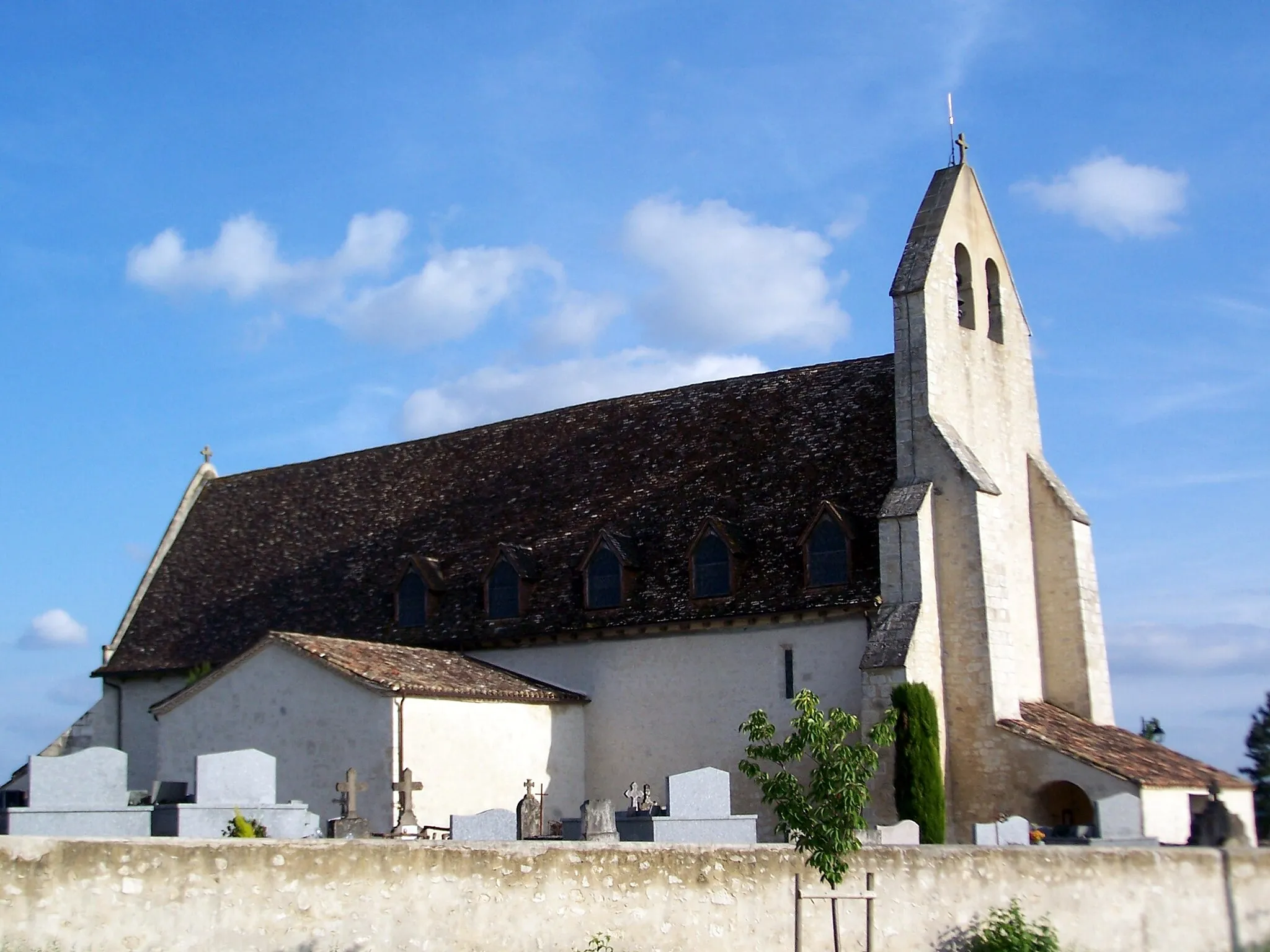 Photo showing: Saint Peter church of Mauvezin-sur-Gupie (Lot-et-Garonne, France)