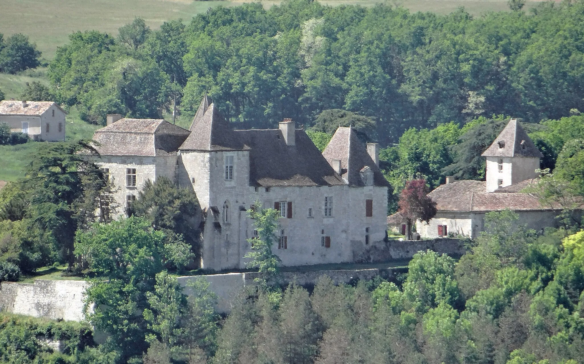 Photo showing: Le château de Roquefère vu depuis Monflanquin