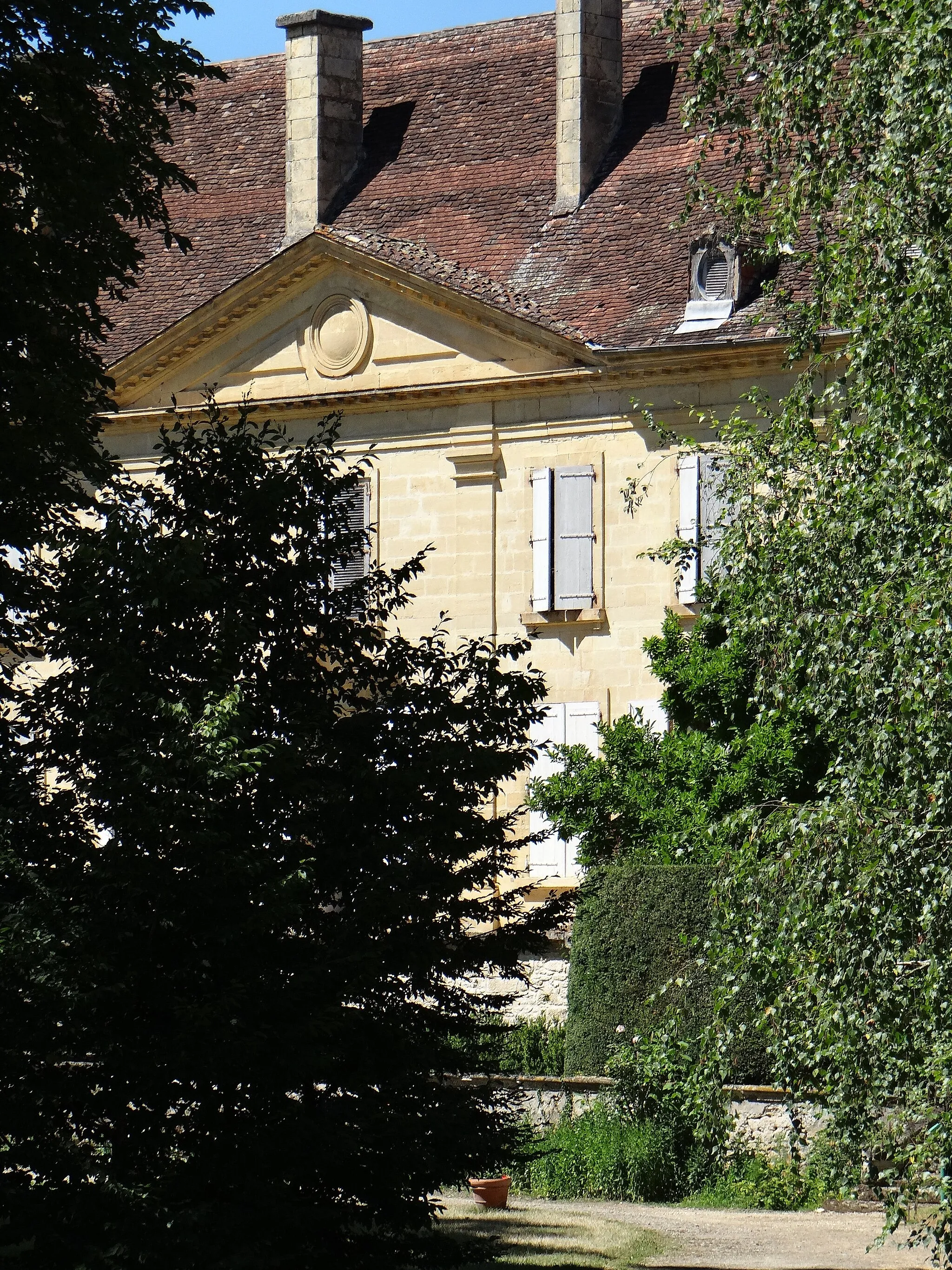 Photo showing: Saint-Cyprien - Château - Façade sur le parc