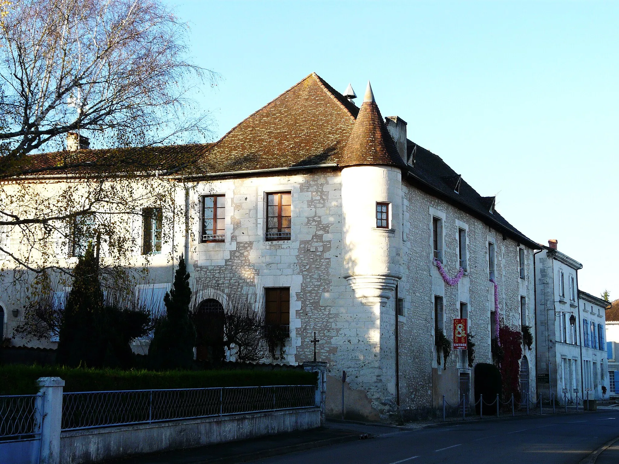 Photo showing: L'hôtel Paradol, Tocane-Saint-Apre, Dordogne, France