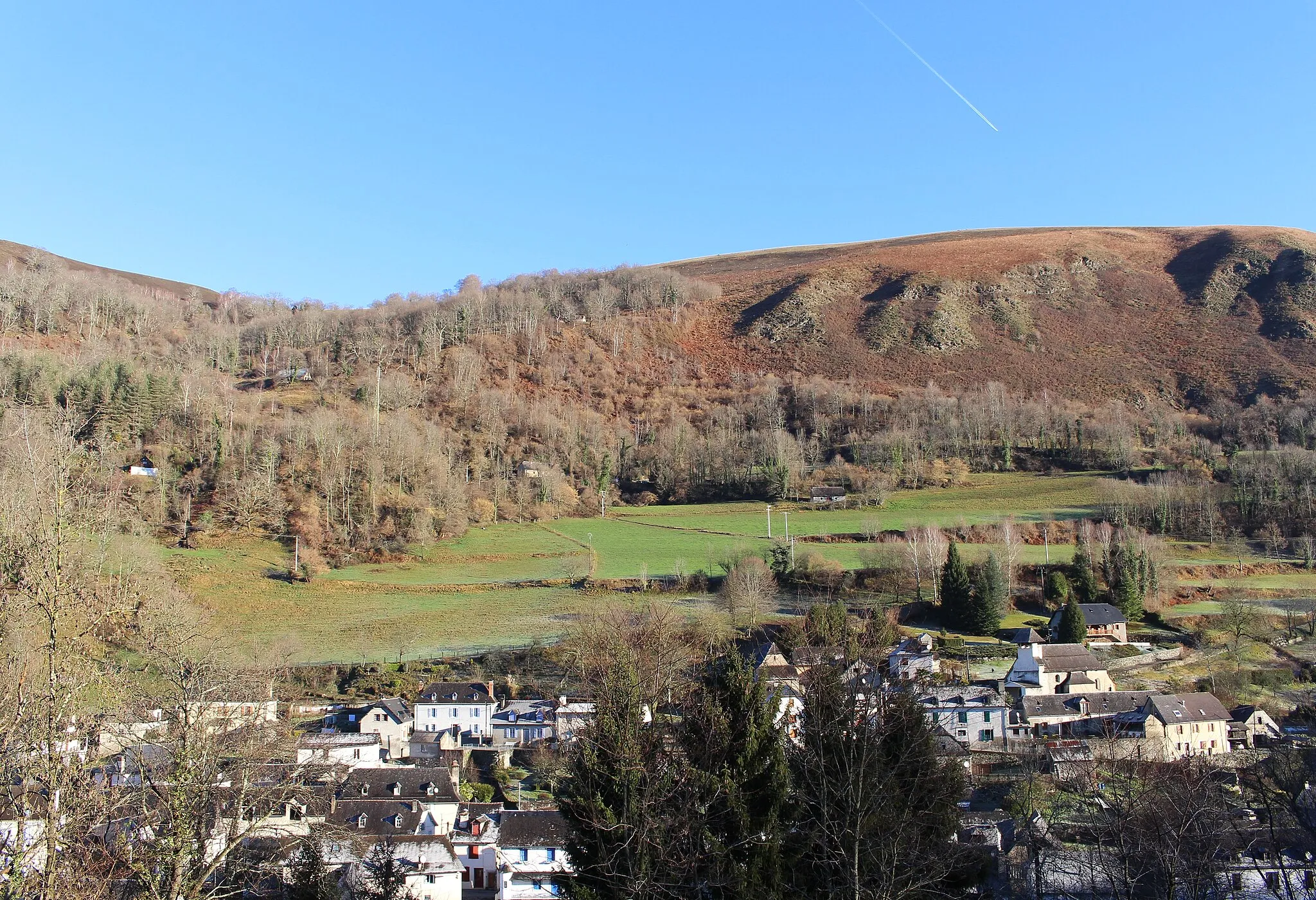 Photo showing: Juncalas (Hautes-Pyrénées)