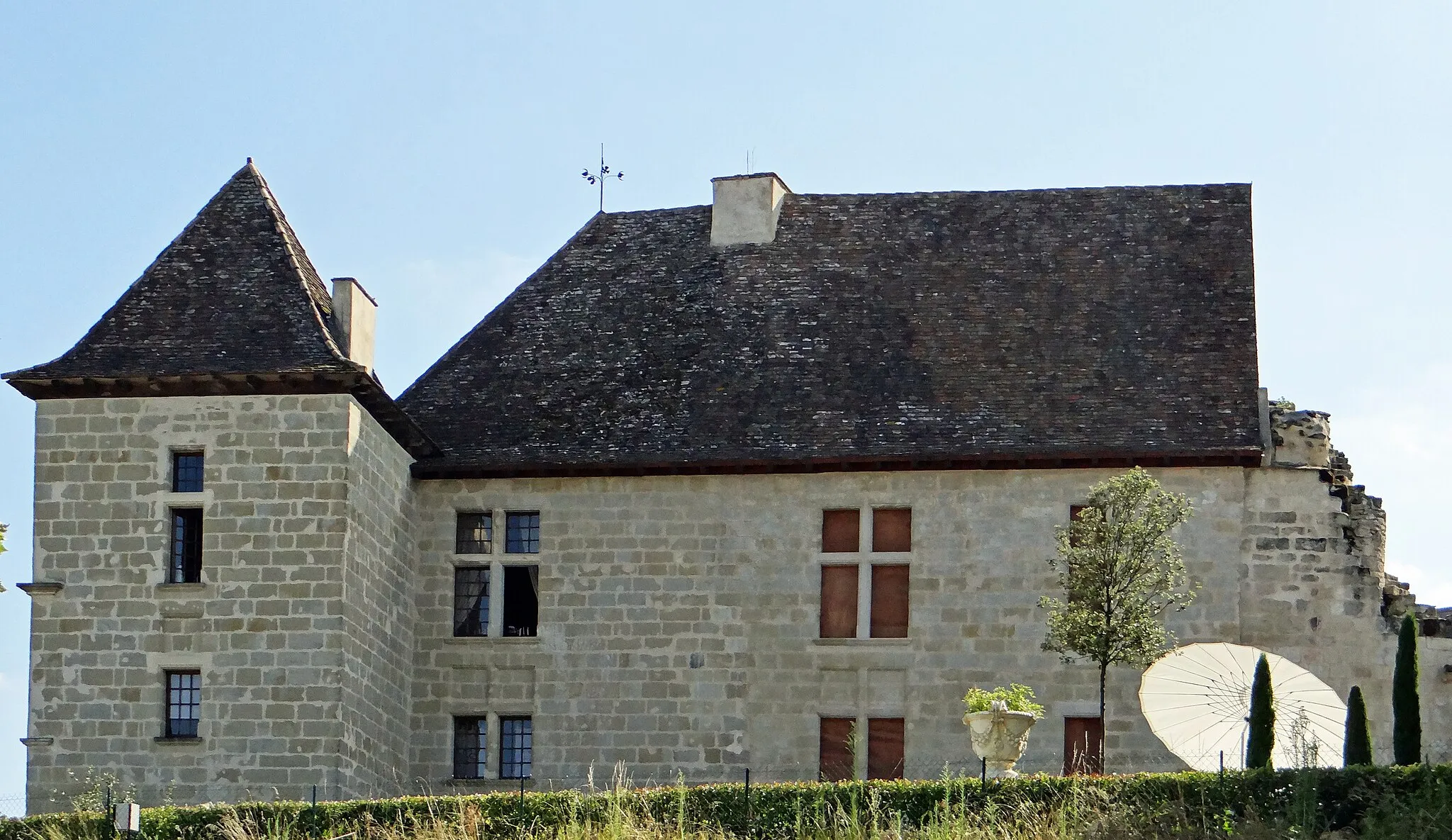 Photo showing: Verteuil-d'Agenais - Château de Verteuil