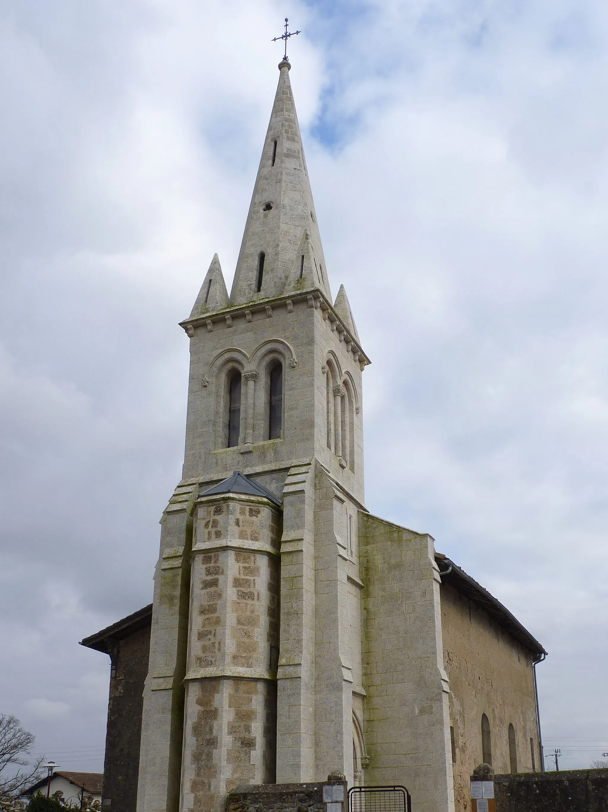Photo showing: Église Notre-Dame d'Onard (40).