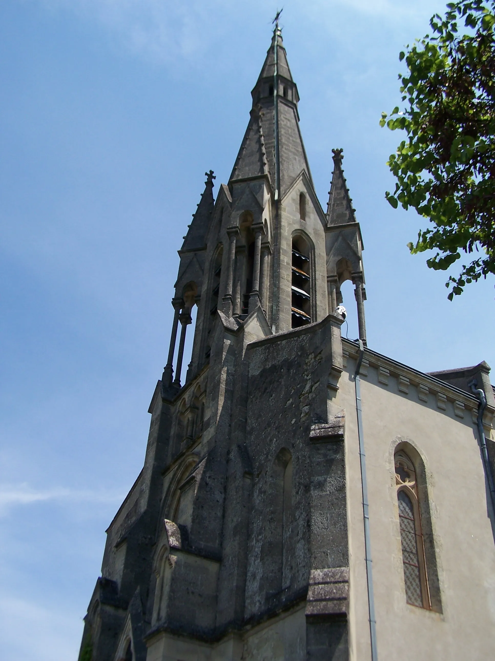 Photo showing: Priory-church Sain Vincent of Virazeil (Lot-et-Garonne, France)