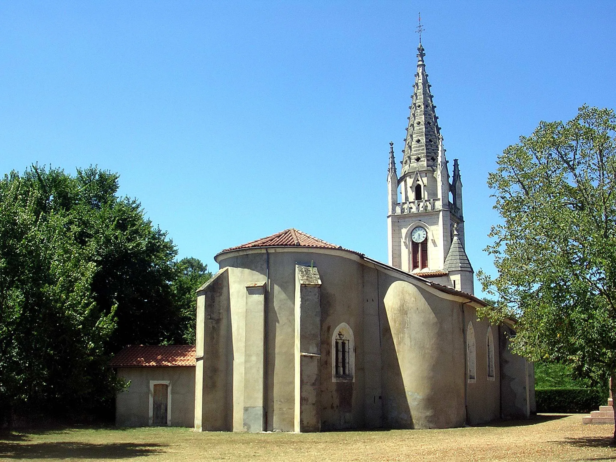 Photo showing: église de Lüe, dans le département français des Landes.
