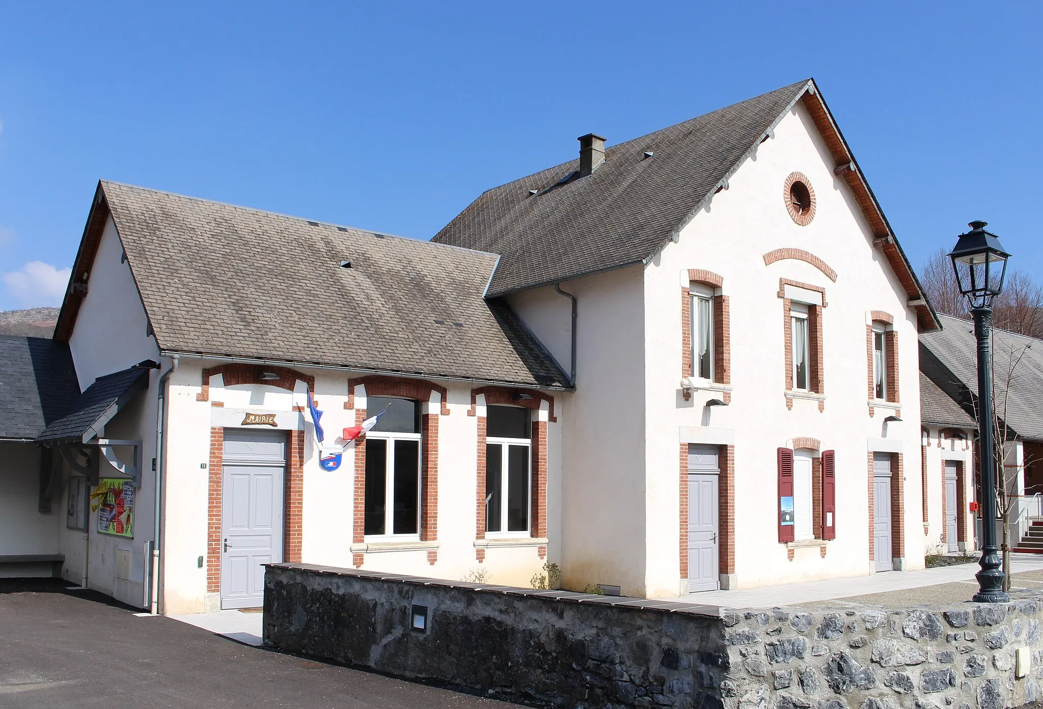 Photo showing: Mairie d'Omex (Hautes-Pyrénées)