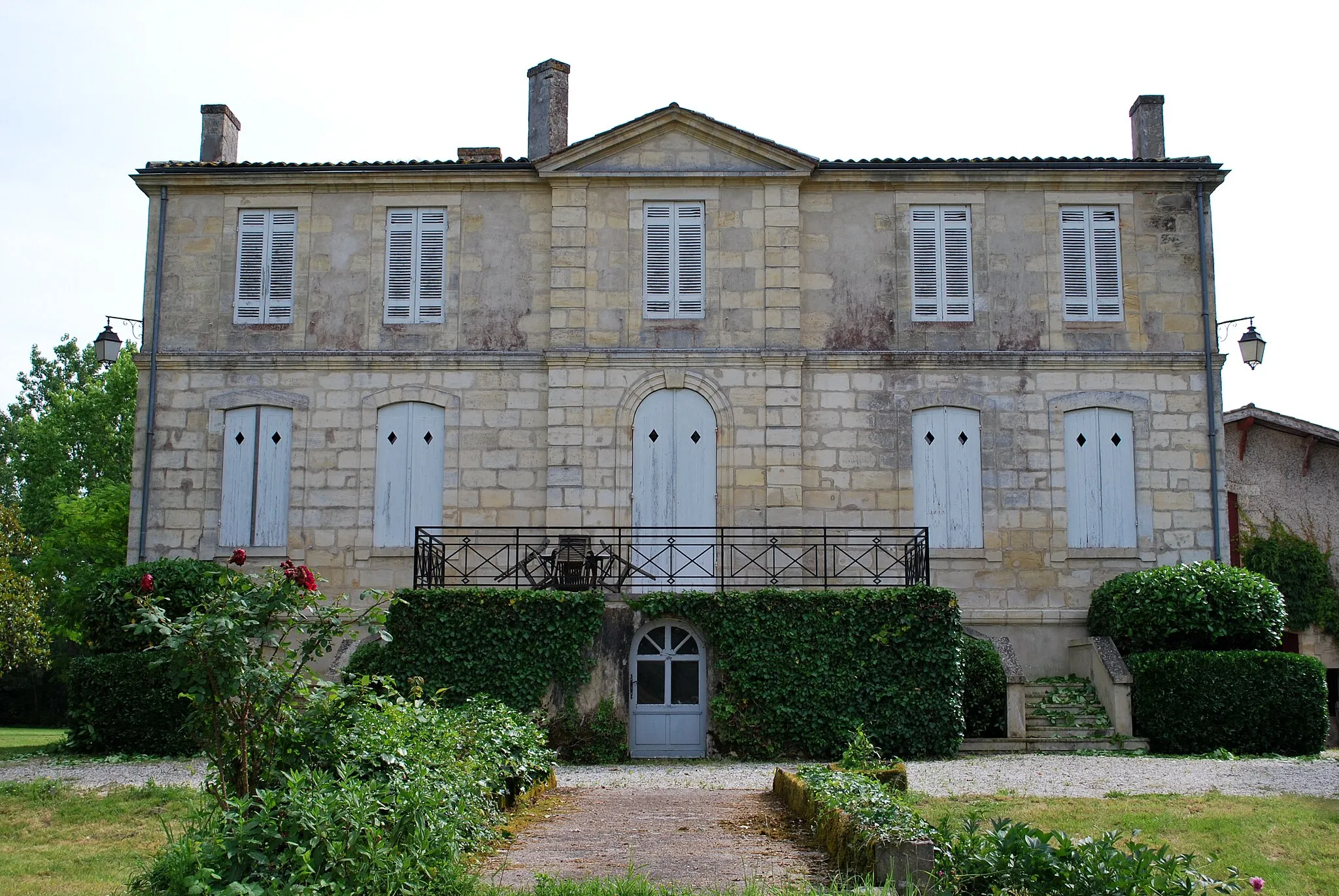 Photo showing: Cadaujac Maison Droit
