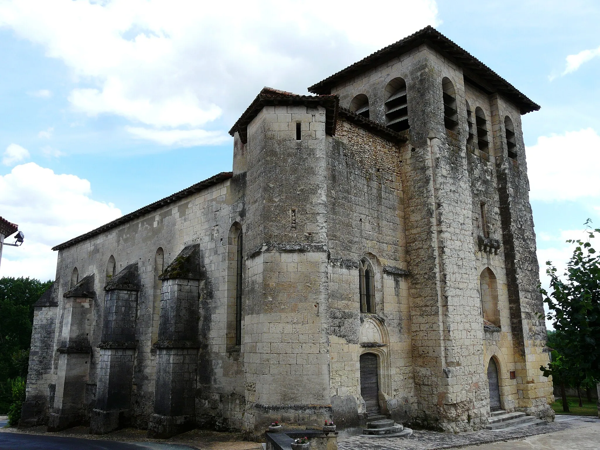 Photo showing: Église Saint-Pierre-ès-Liens, Chantérac, Dordogne, France