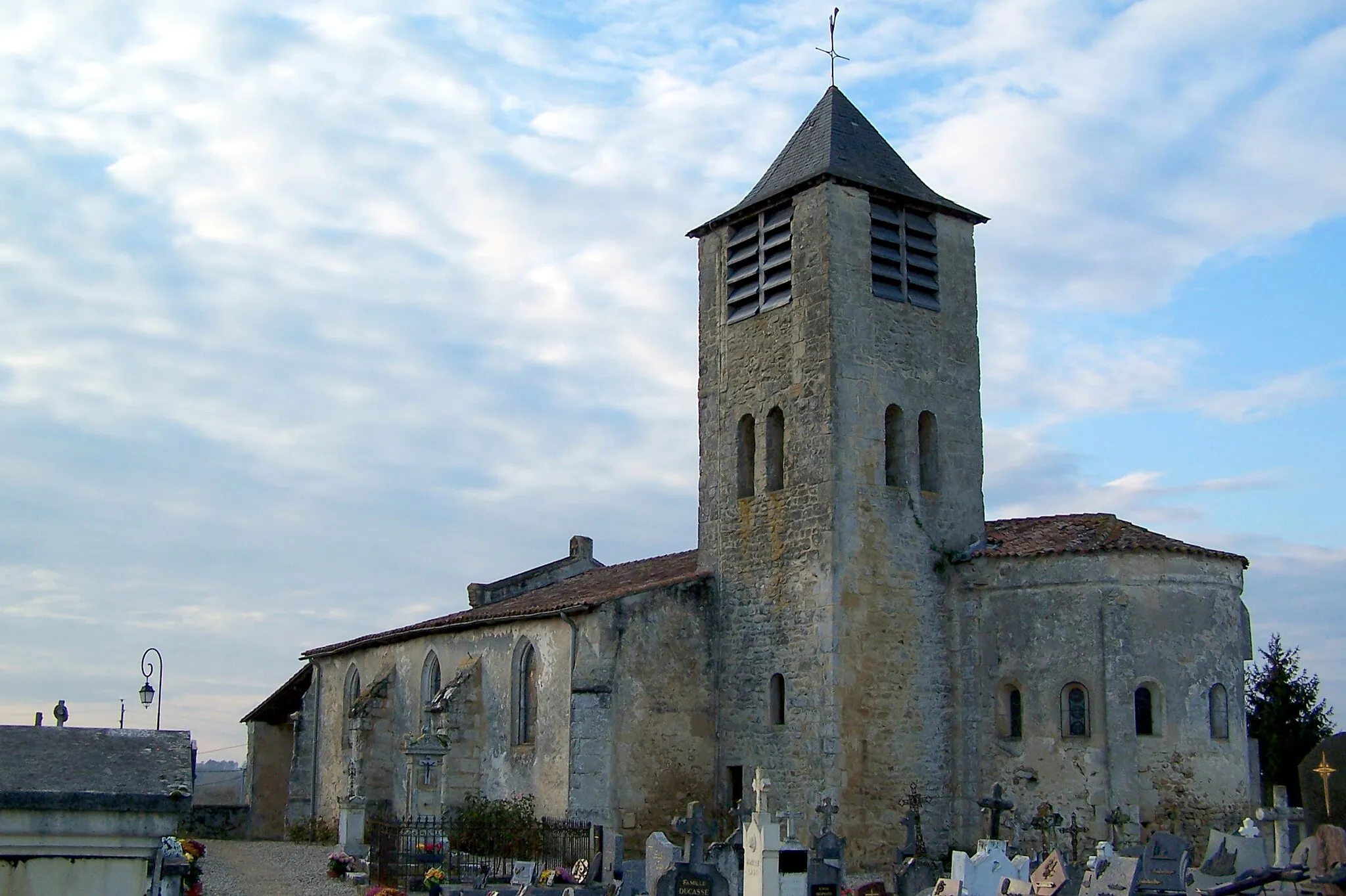 Photo showing: Church of Le Nizan (Gironde, France)