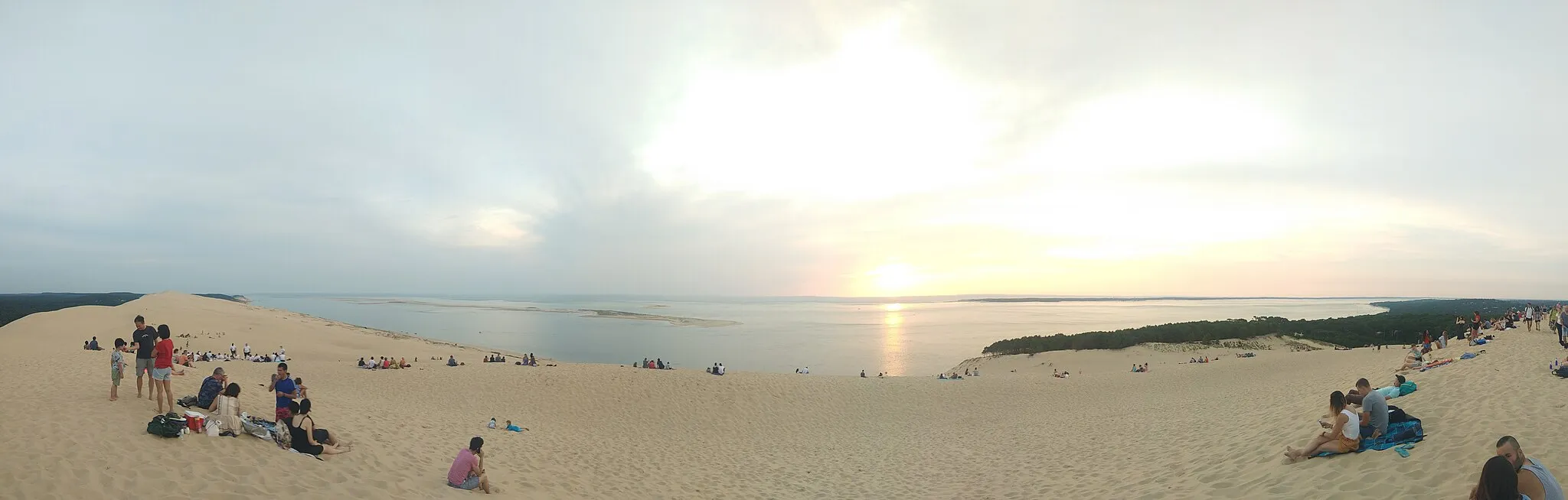 Photo showing: A panorama of the Dune du Pilat.
