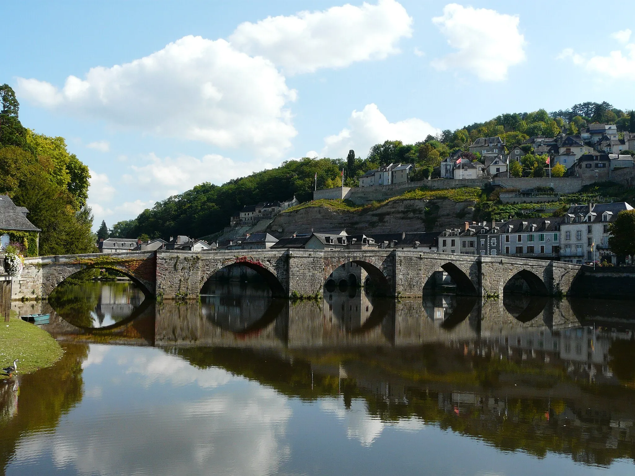 Photo showing: This building is classé au titre des monuments historiques de la France. It is indexed in the base Mérimée, a database of architectural heritage maintained by the French Ministry of Culture, under the reference PA00083014 .