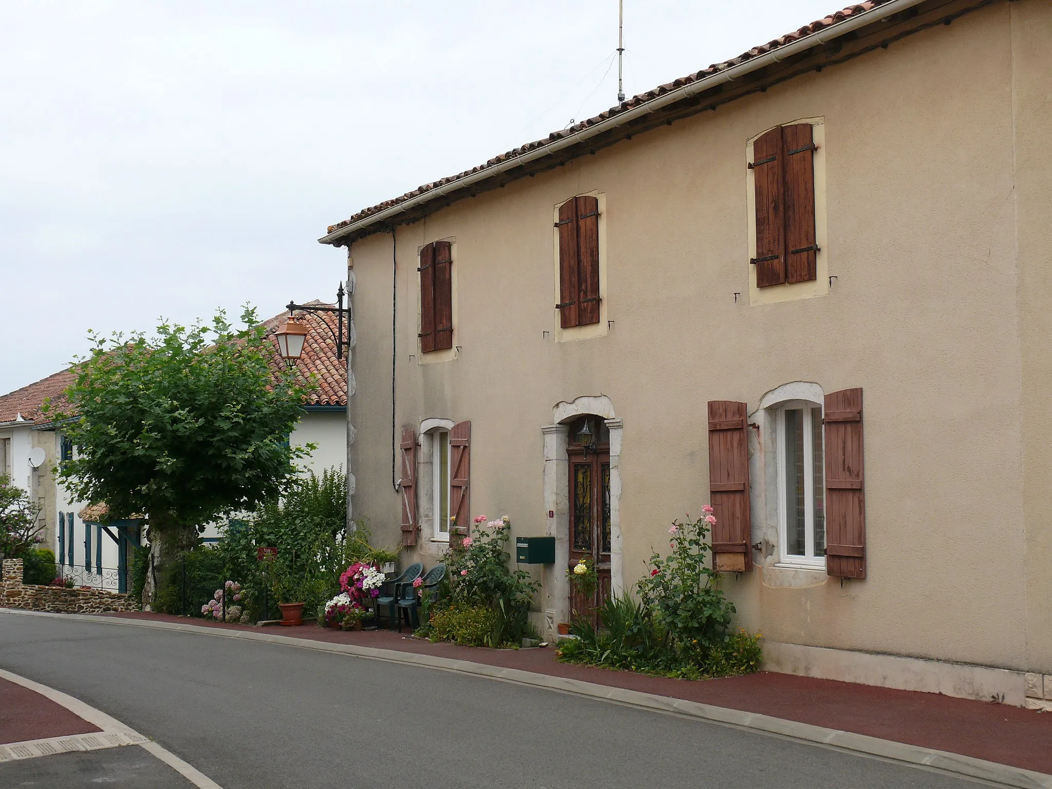 Photo showing: The village of Estibeaux (Landes, Aquitaine, France).