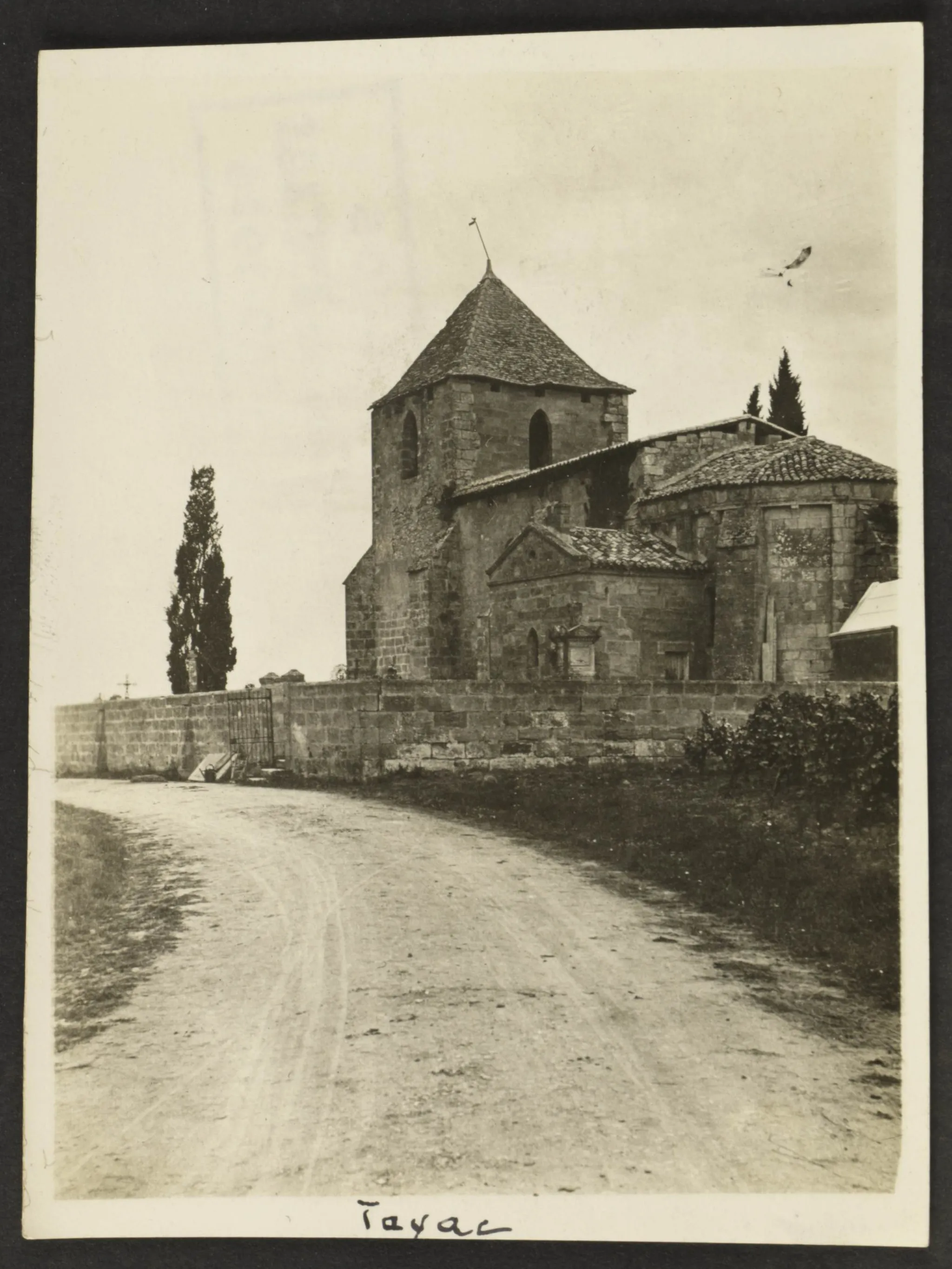 Photo showing: Église Notre-Dame de Tayac; Extérieure